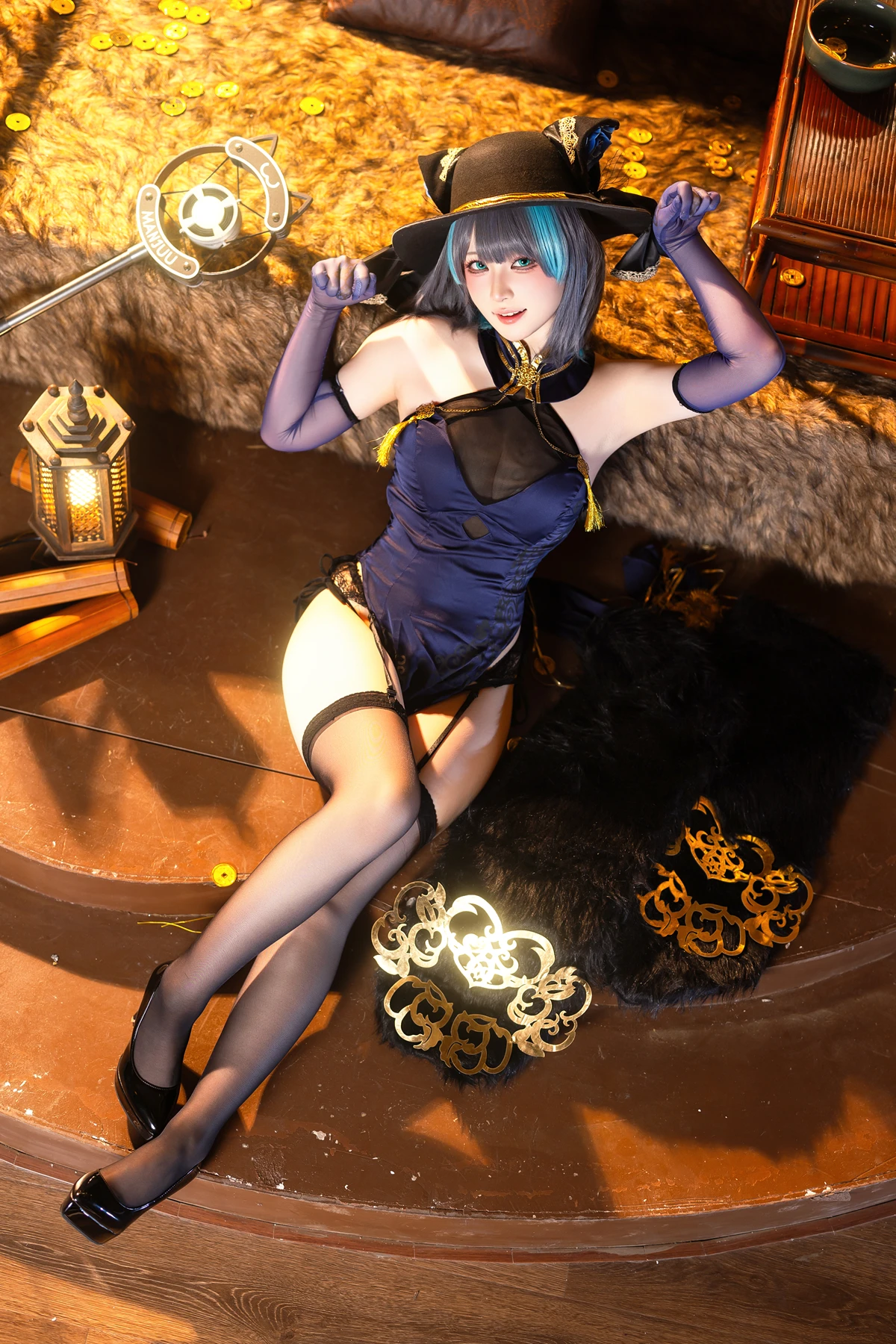 Cosplay 屿鱼 – 金装猫猫头