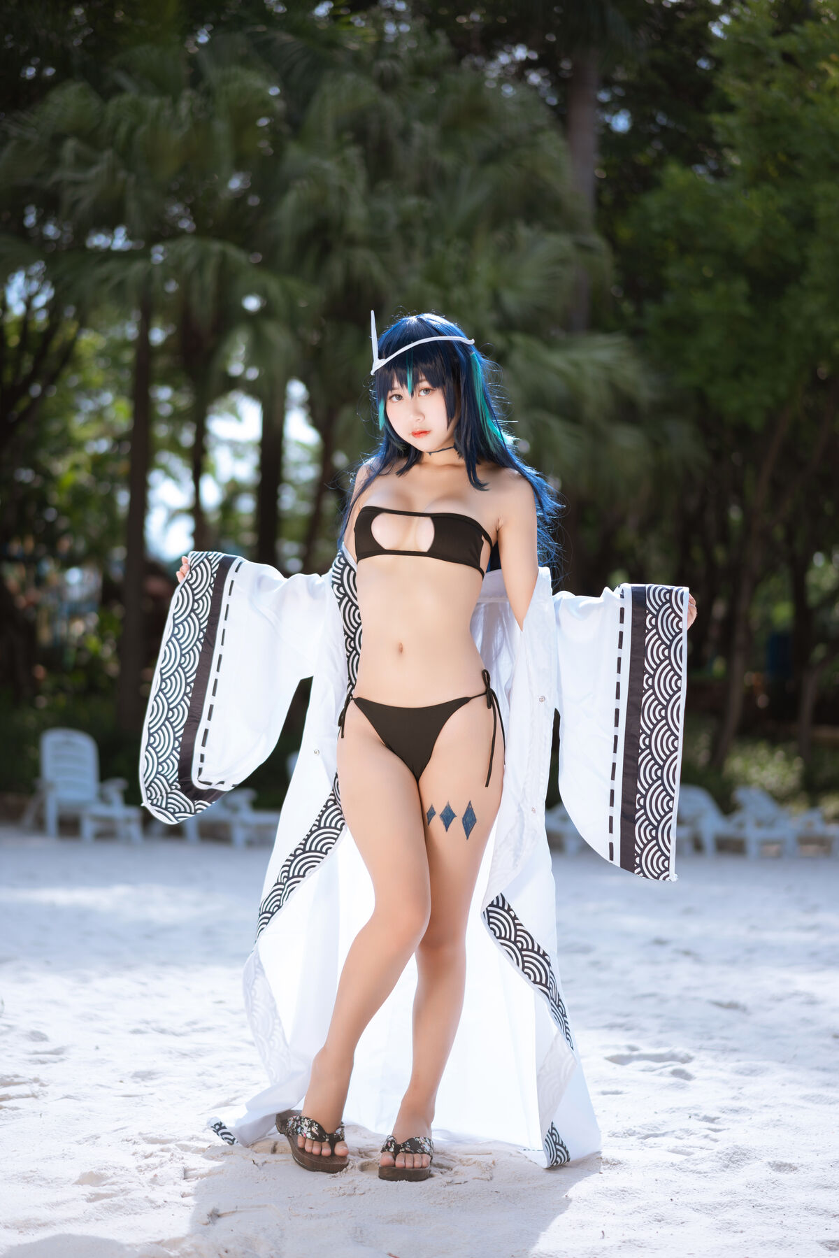 Coser@萌芽儿o0 – 幽灵妹妹 (32P)