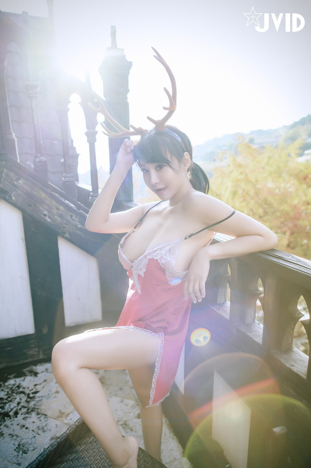 JVID Lele 樂樂 – 全輯上空無碼 巨乳女神 樂樂－鹿角女孩的報恩！ Set.03