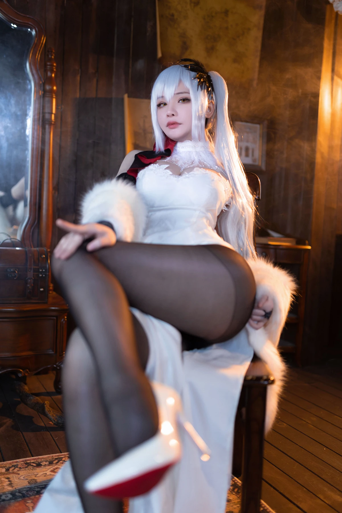 Cosplay 前羽_rr – 碧蓝航线 德雷克