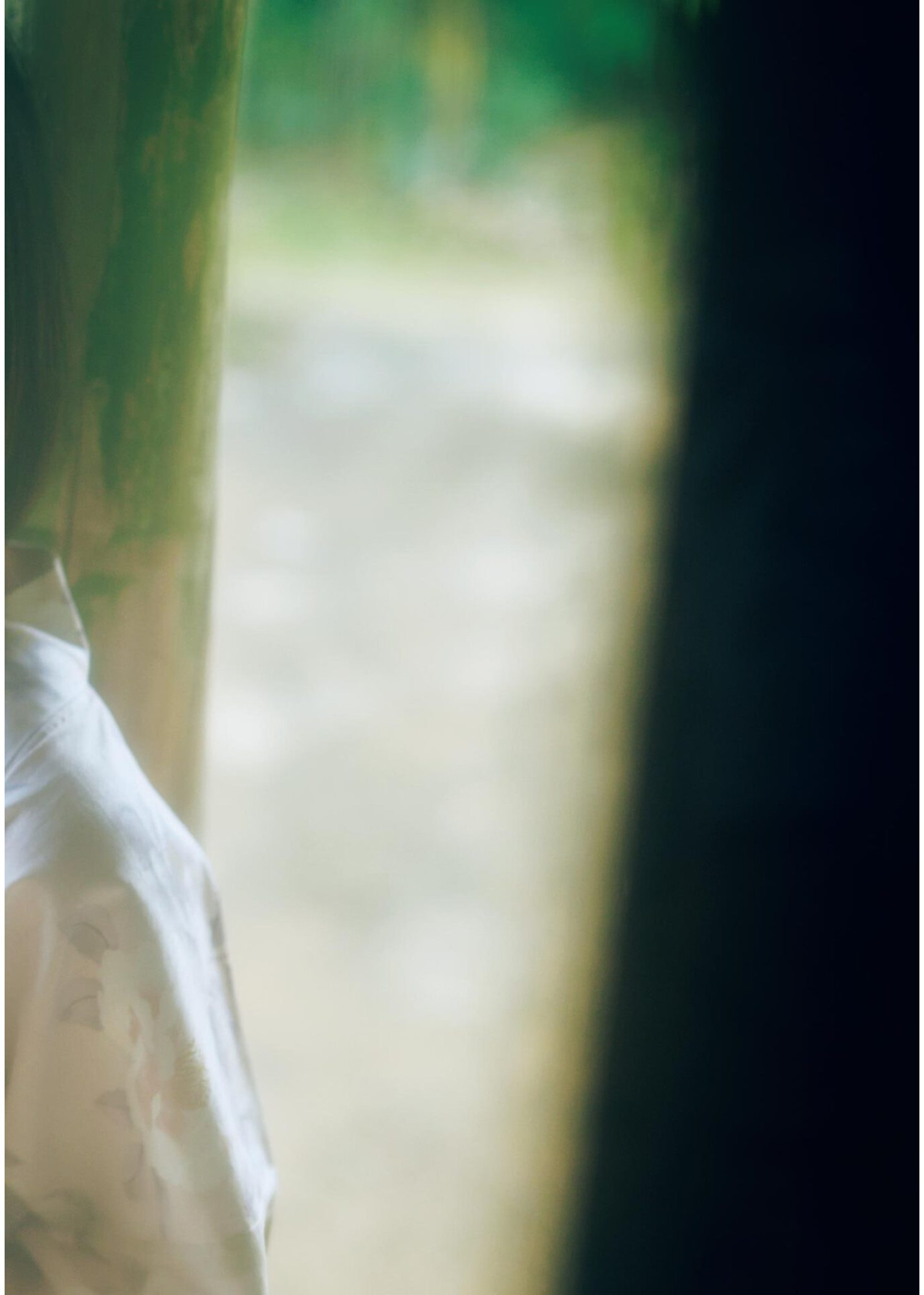 Kanna Seto 瀬戸環奈, 1st写真集 「Emerald」 Set.02