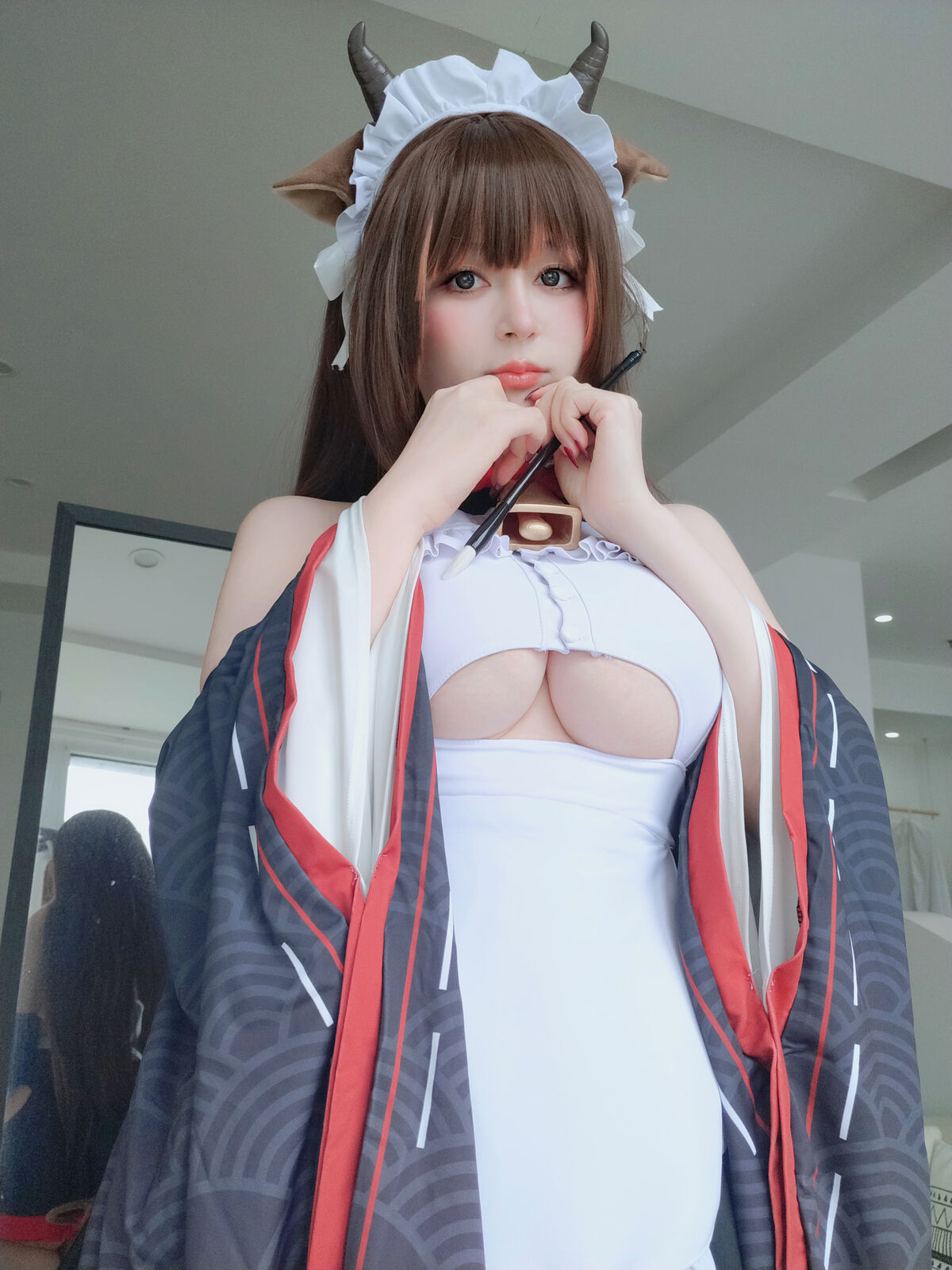 Coser@白银81 – 碧蓝航线 樫野 Part01 (47P – 3V)