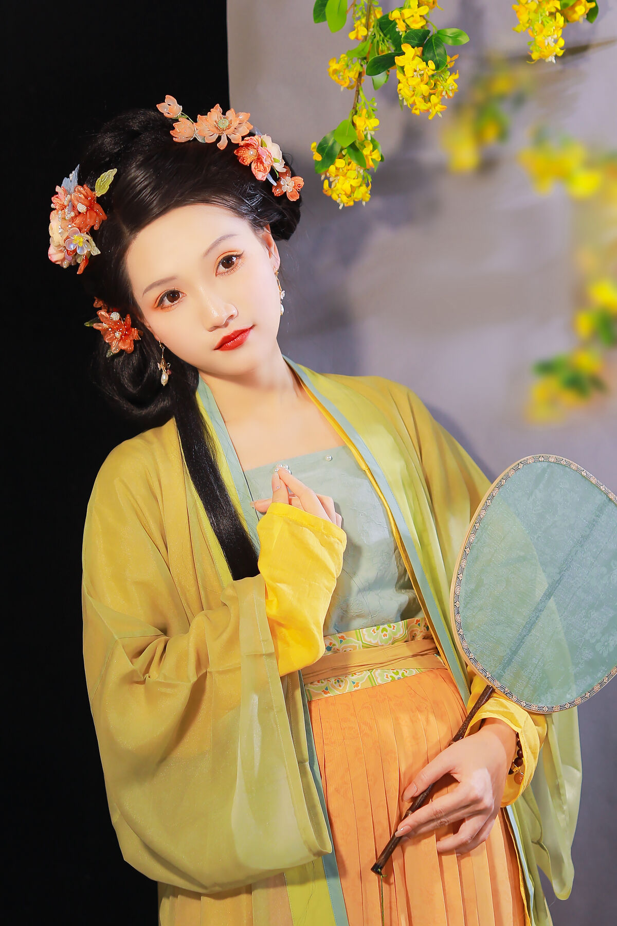 YiTuYu艺图语 Vol.8384 焚香小也 (23P)