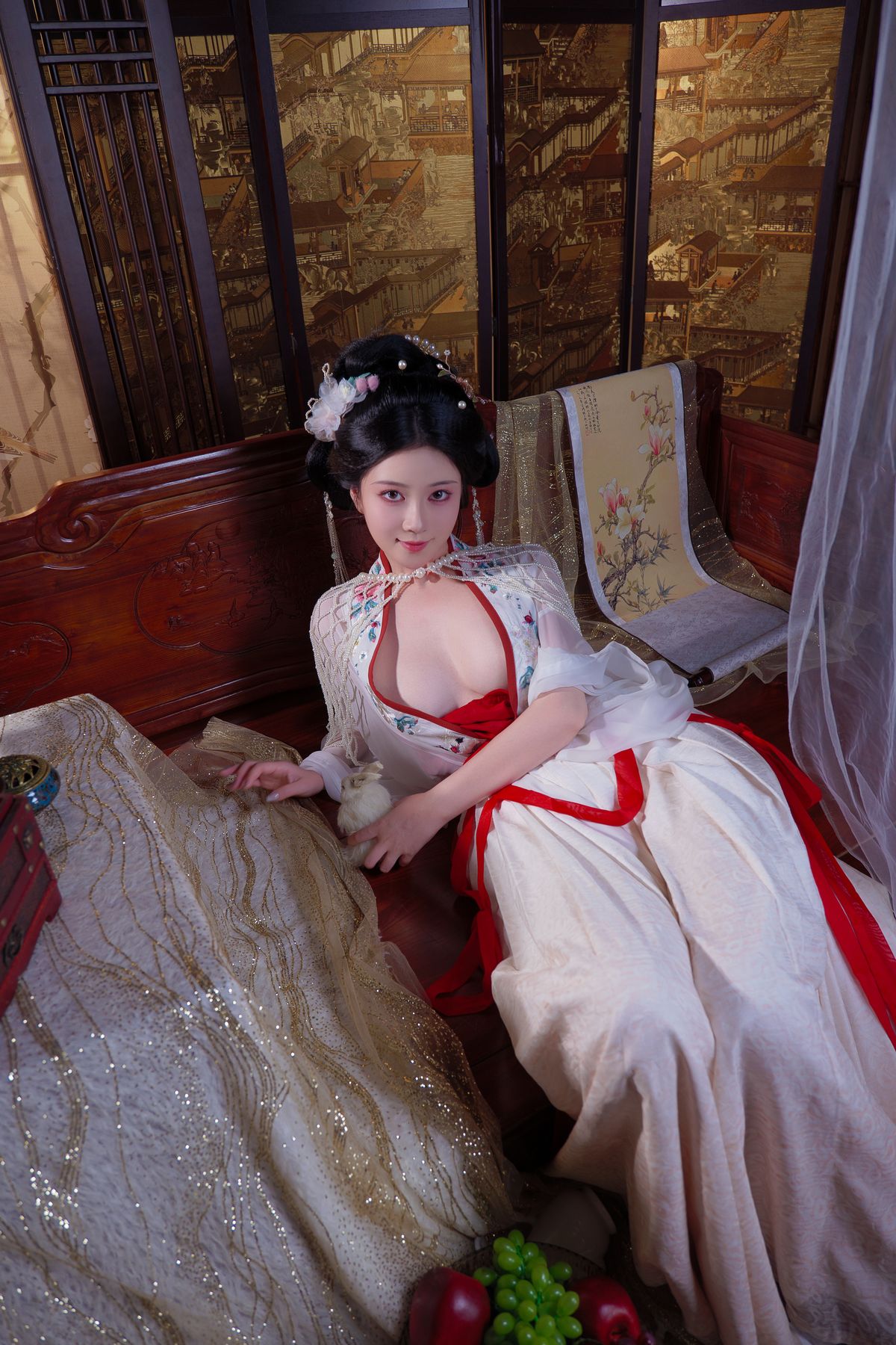Coser@年年Nnian – 广寒宫 (81P)