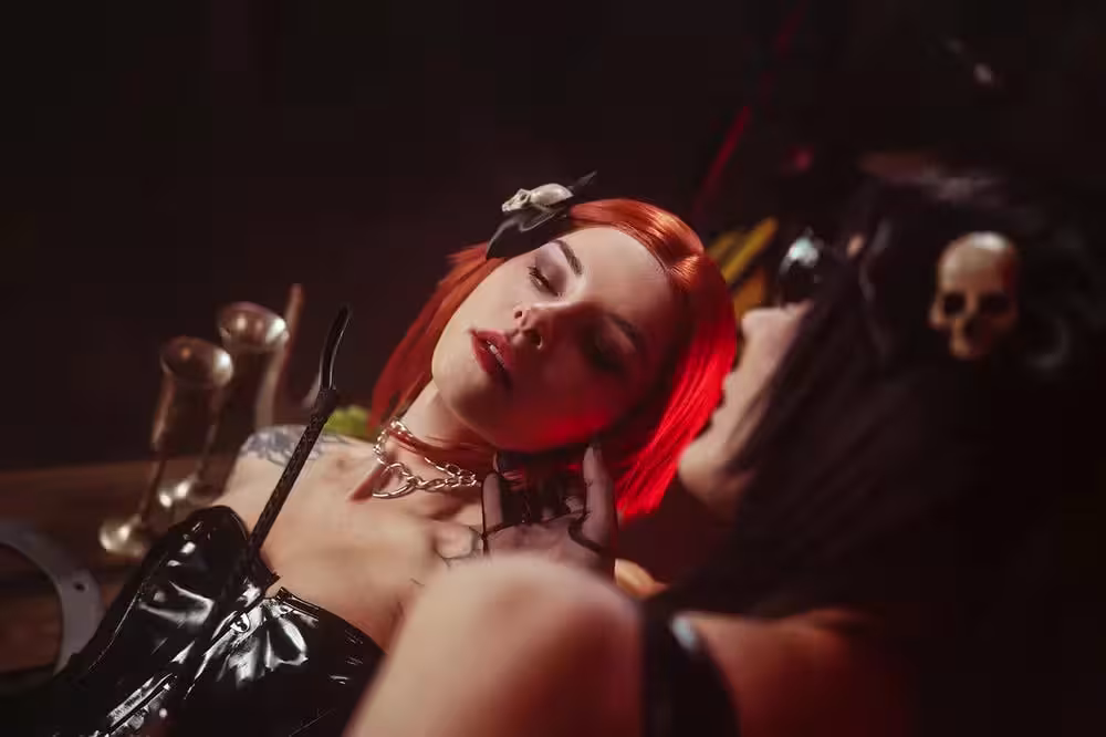 Pugoffka和Xeniia avakian – Sunstone