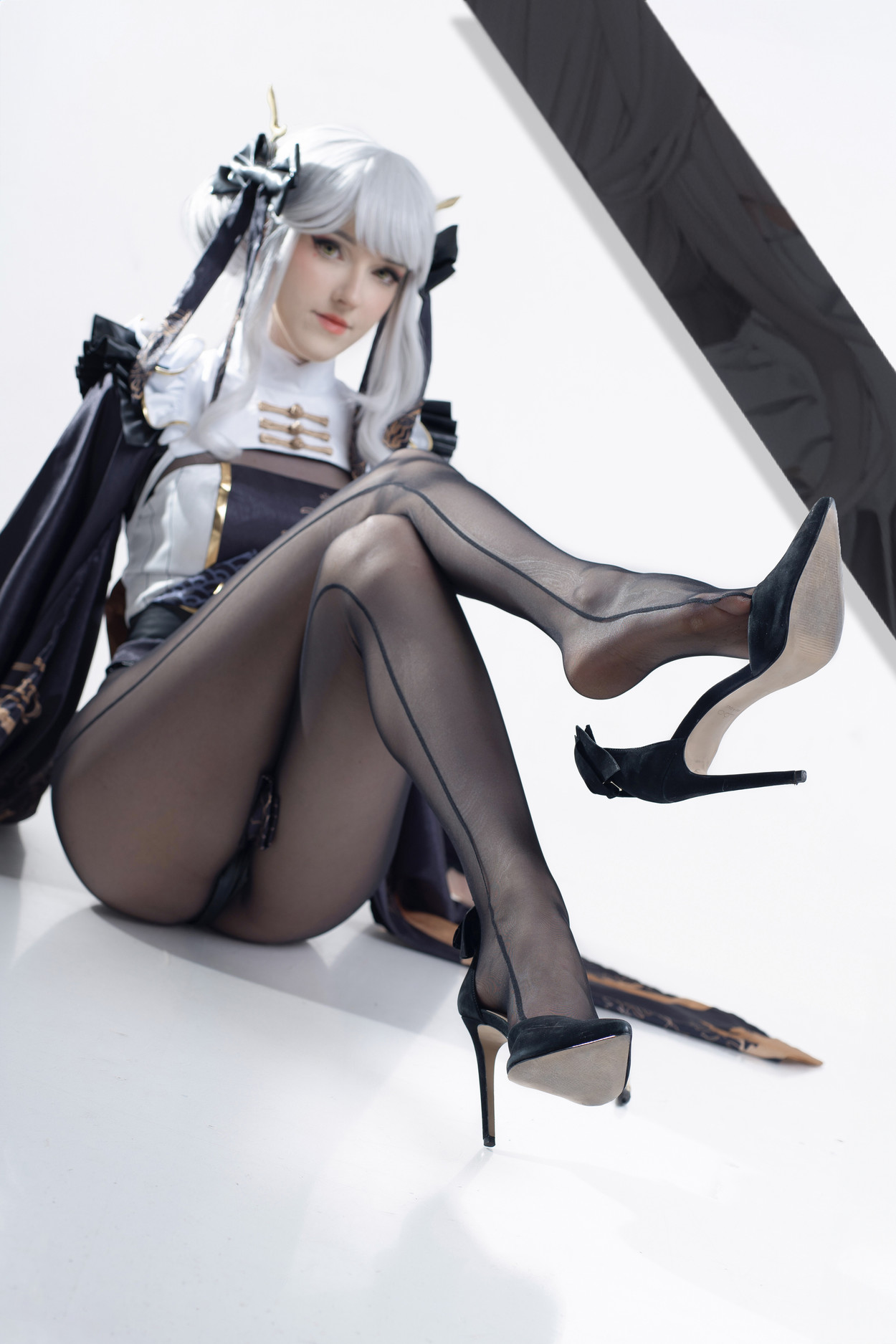 Cosplay Candy_Ball Blanc White Rabbit NIKKE(54P)