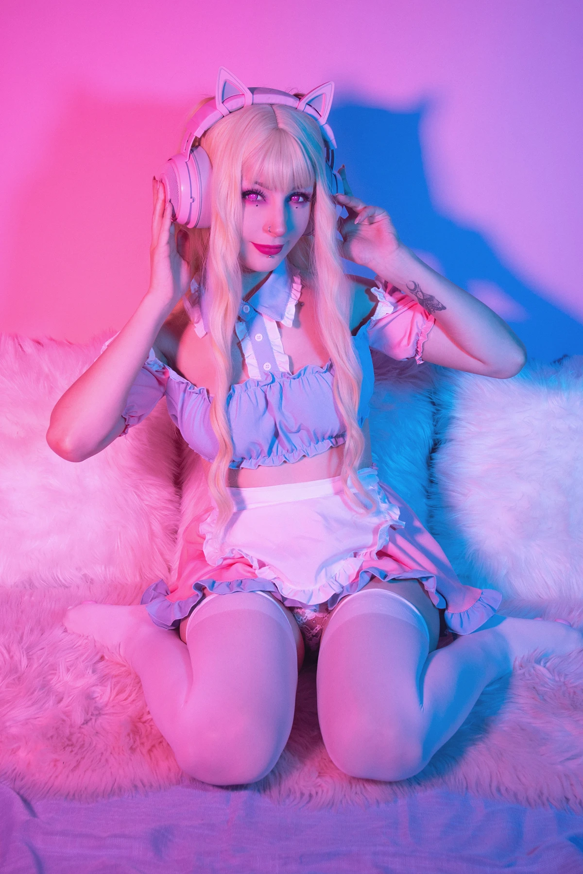 Cosplay Shiro Kitsune – 粉红女佣 Pink Maid