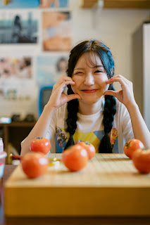 SiS Magazine P2