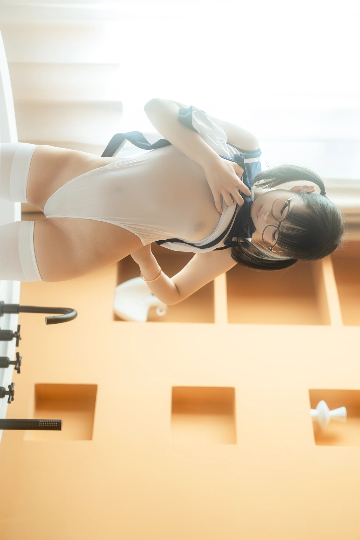 Cosplay 幼水铃衣 – 梦浴少女 Set.01