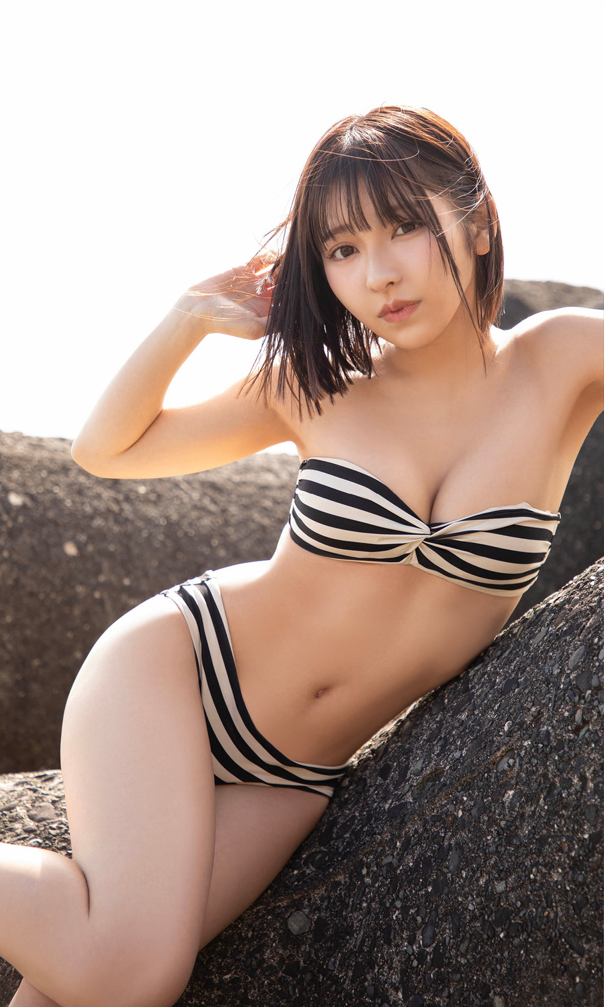 Toumi 十味, 週プレ Photo Book 「キミと春らんまん」 Set.03