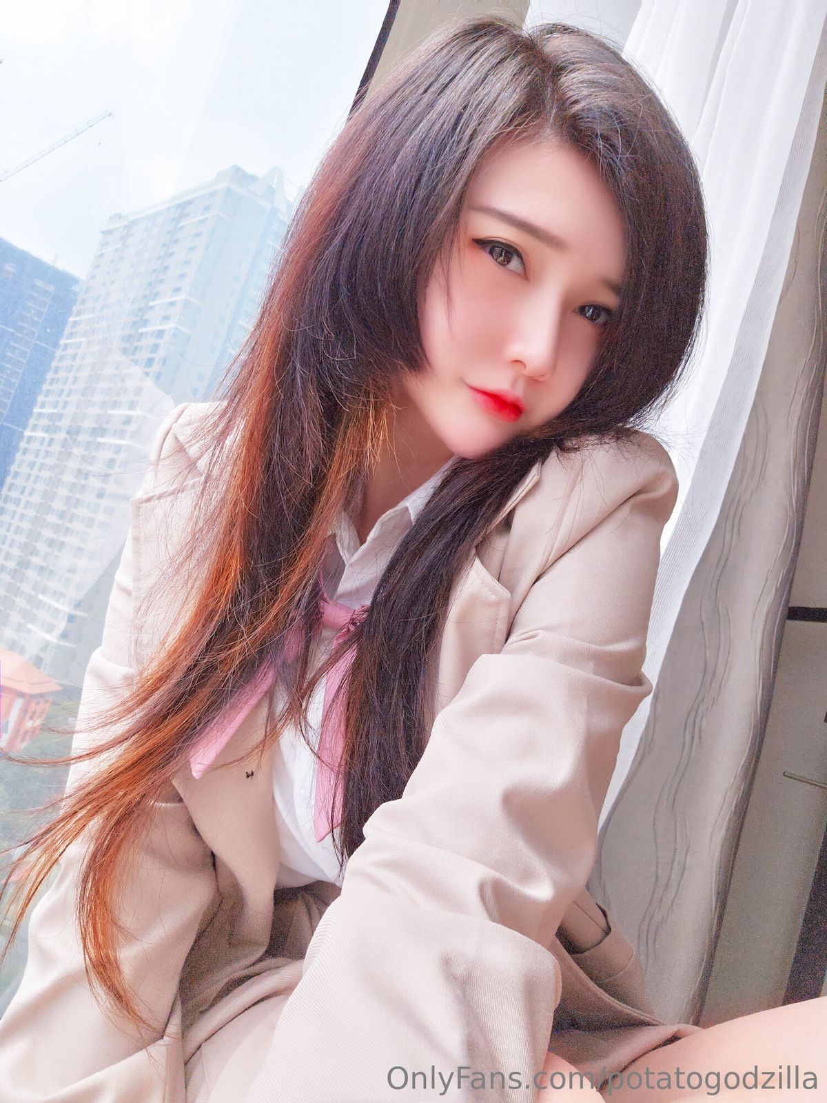 Coser@Potato Godzilla – Student (28P)