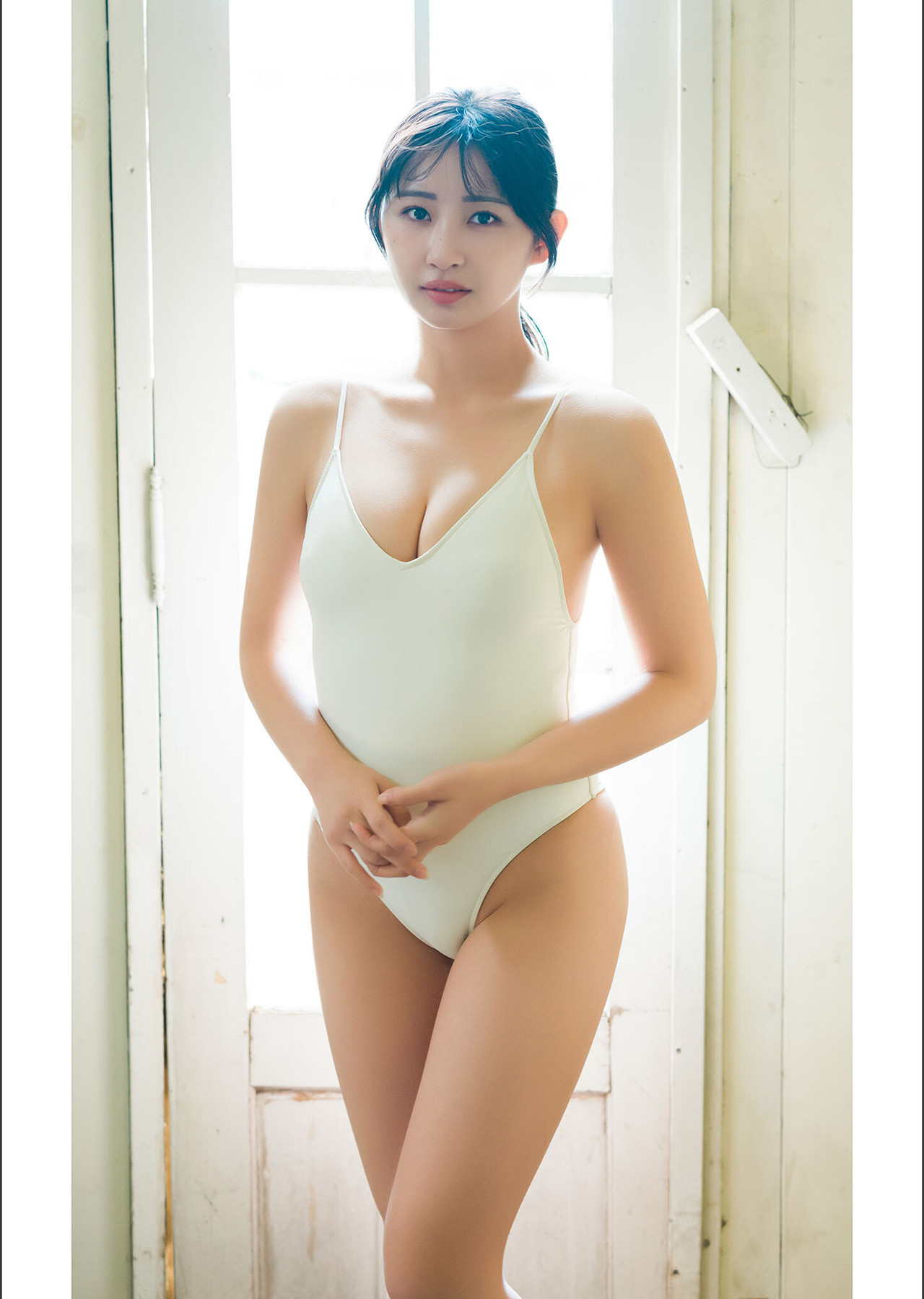 Hinata Matsumoto 松本日向, 写真集 『麗しのシャルマン』 Set.02