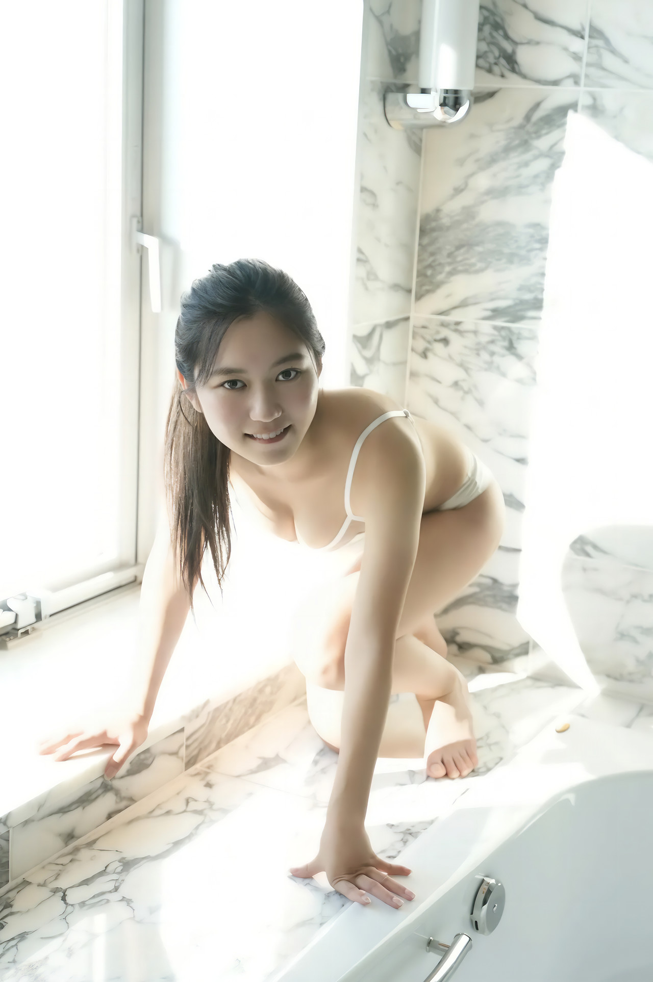 Sara Kawamichi 川道さら, FRIDAY Monthly Girl 044 『完全未発表100カット』 Set.01