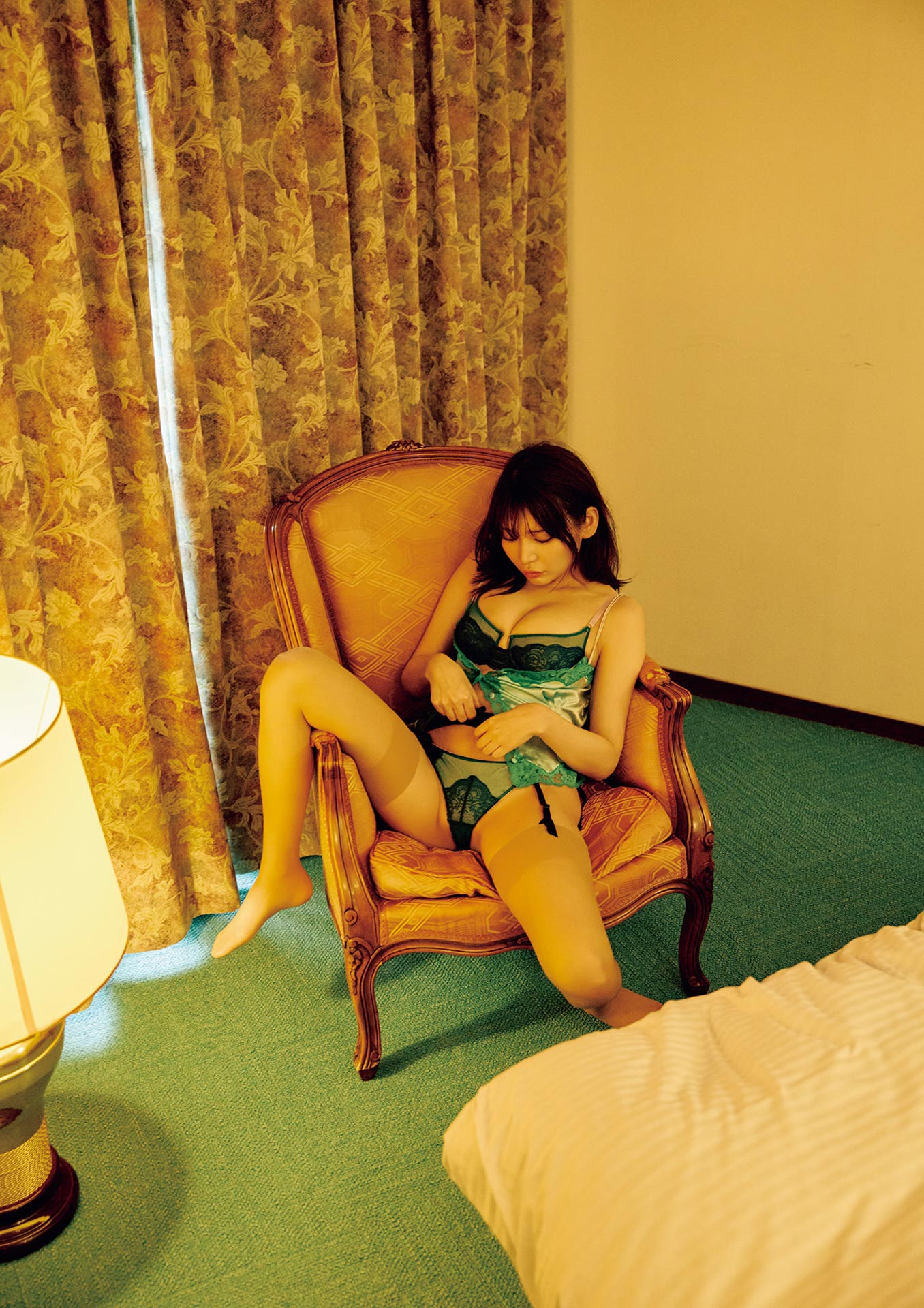 Sayaka Nitori 似鳥沙也加, BLT MONSTER Round 5 B.L.T.MOOK