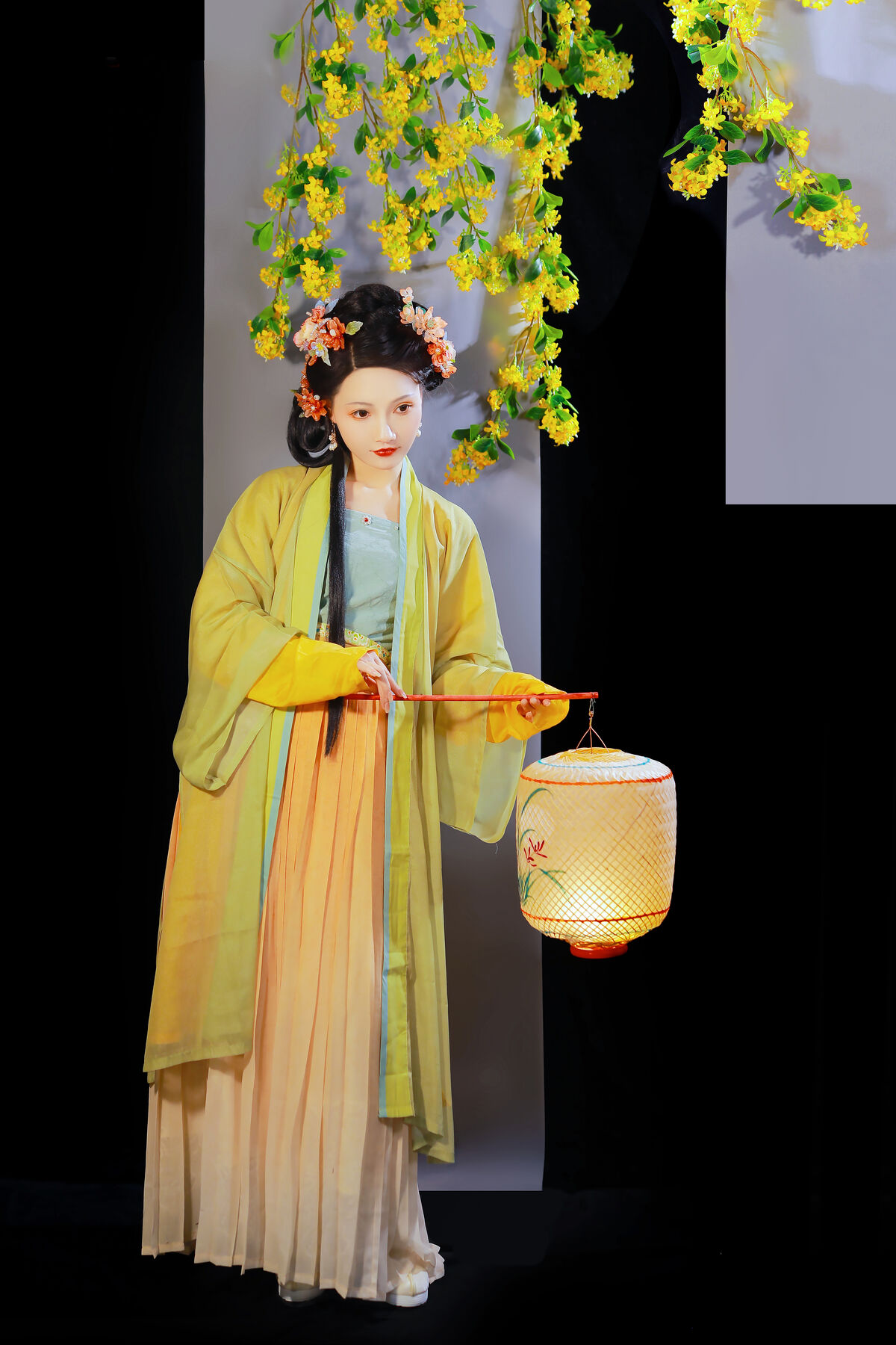 YiTuYu艺图语 Vol.8384 焚香小也 (23P)