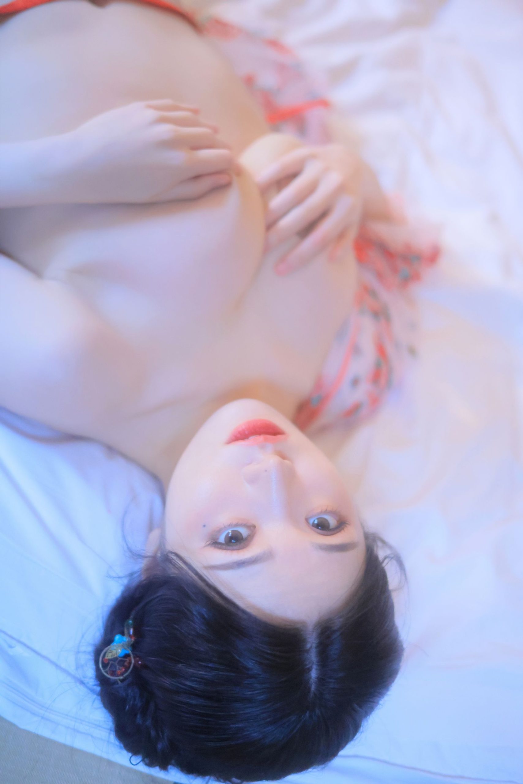 Yeonwoo - Heat - 1