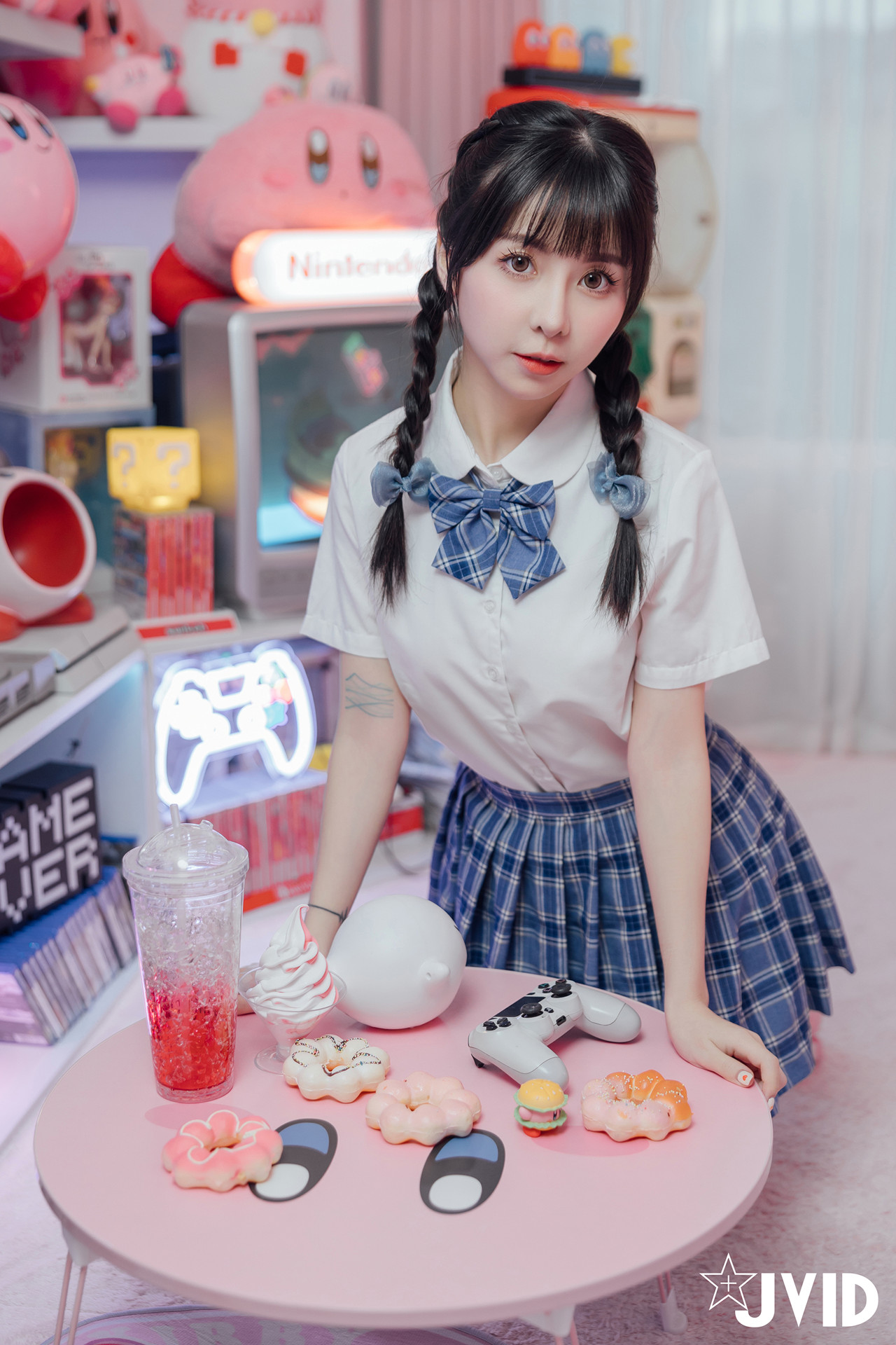JVID Tiny 量身訂製の性愛娃娃 Set.01(36P)