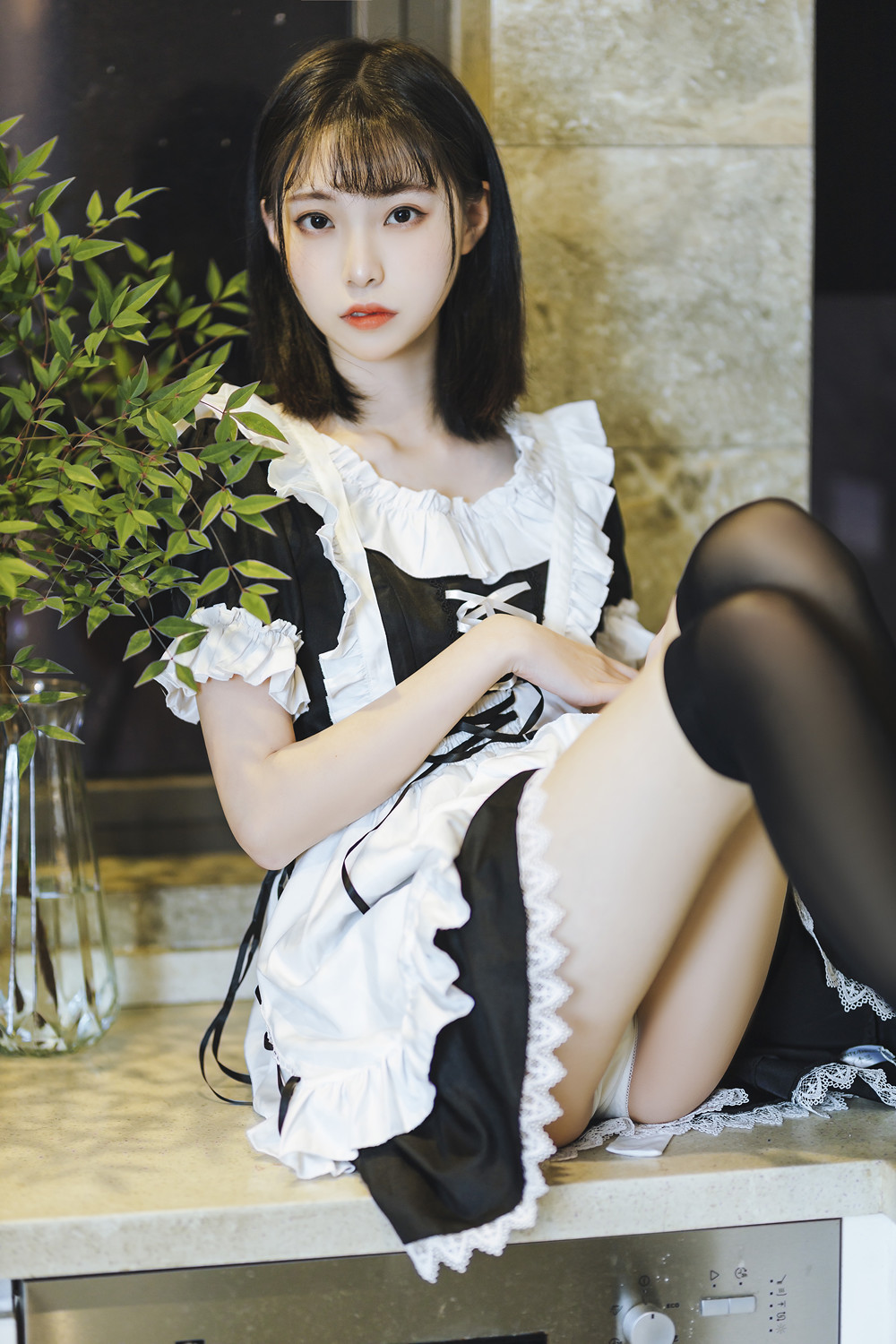 Cosplay 许岚LAN – 短裙女佣