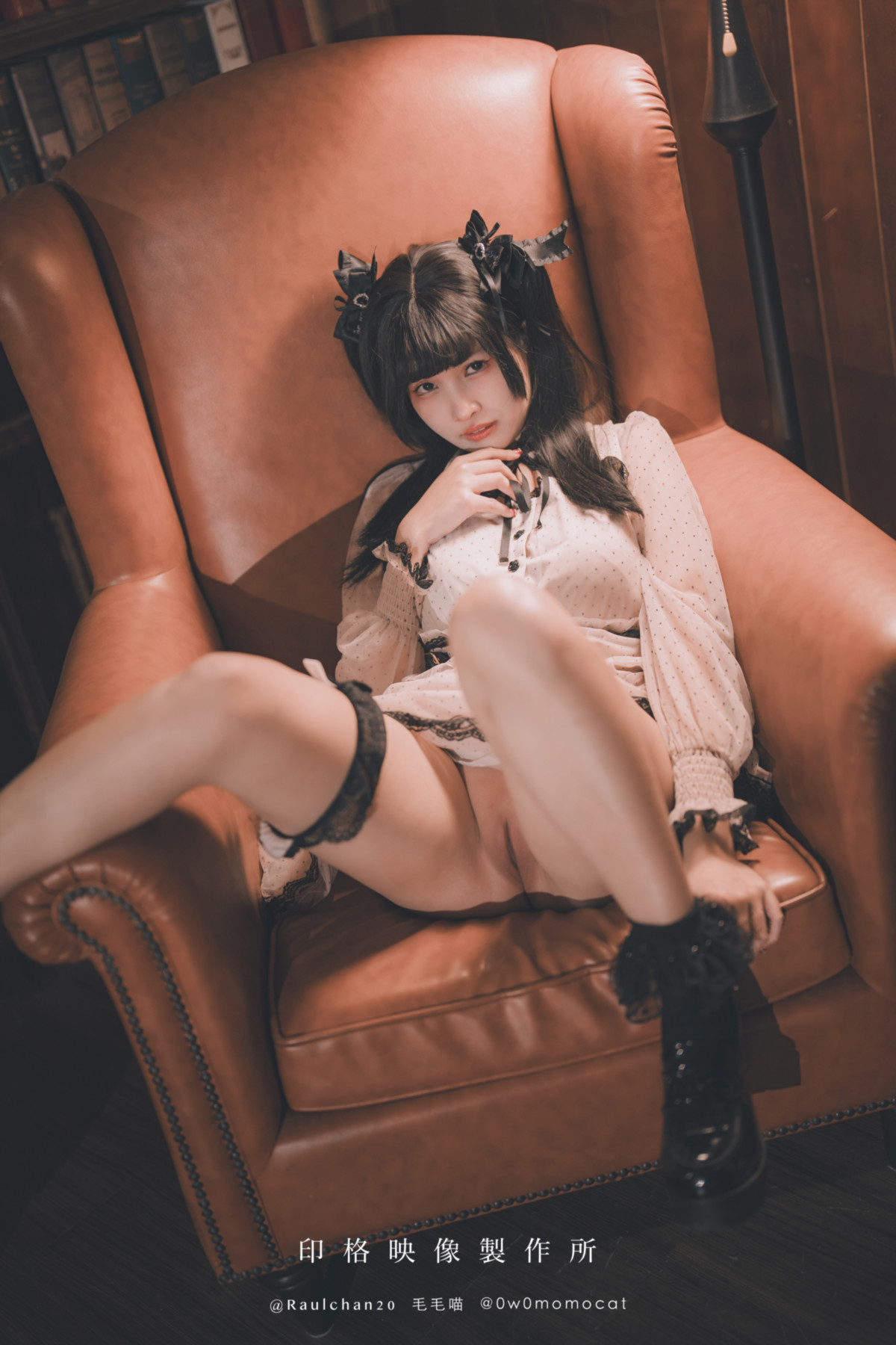 慕慕Momo, ヌード写真集 你的玩偶loli