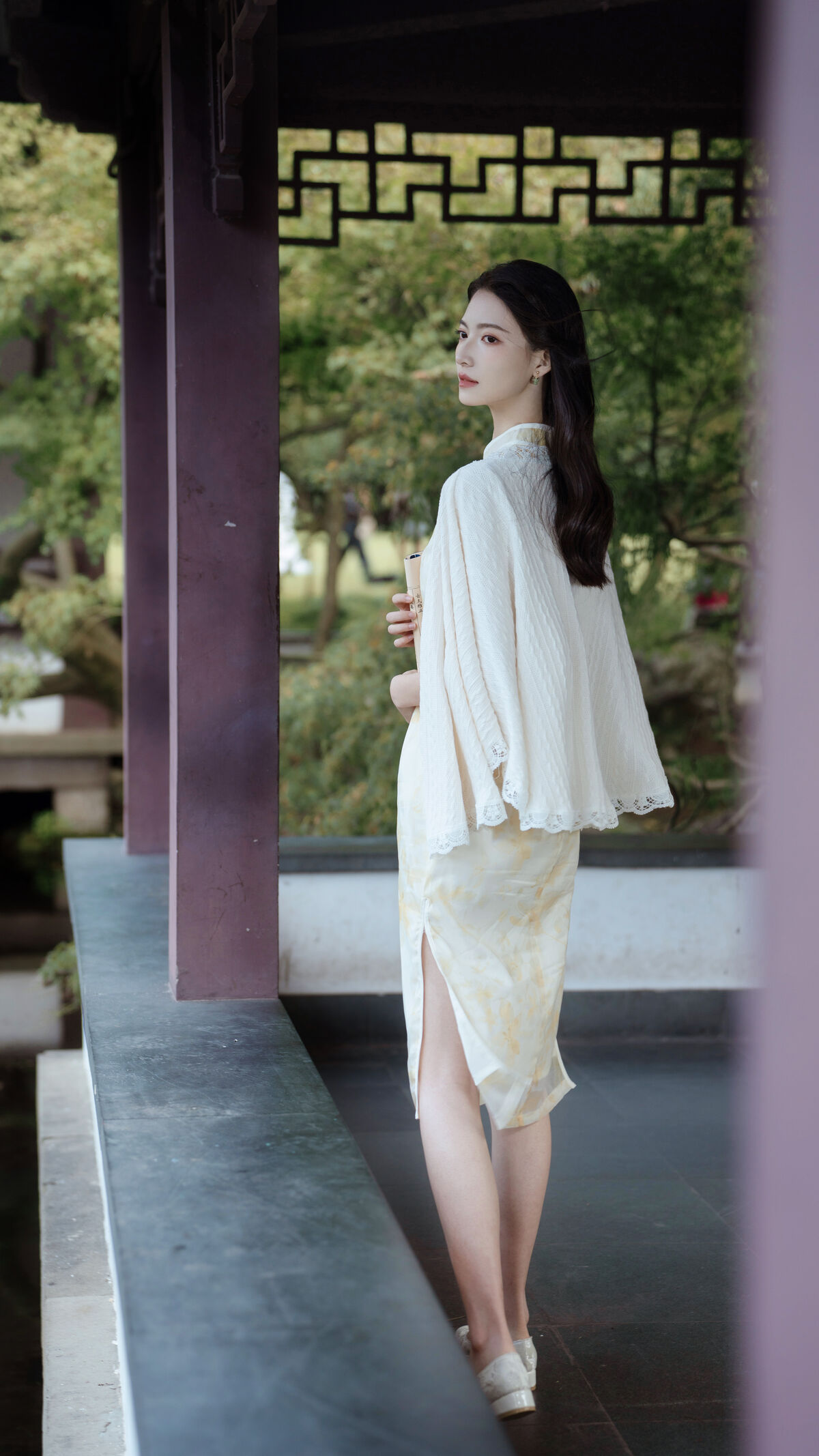 YiTuYu艺图语 Vol.8388 雪球团团子 (25P)