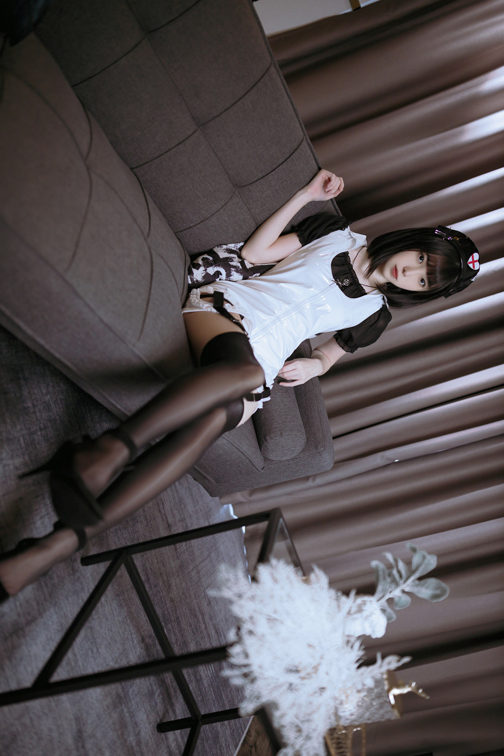 Cosplay 许岚LAN – 黑色丝袜护士