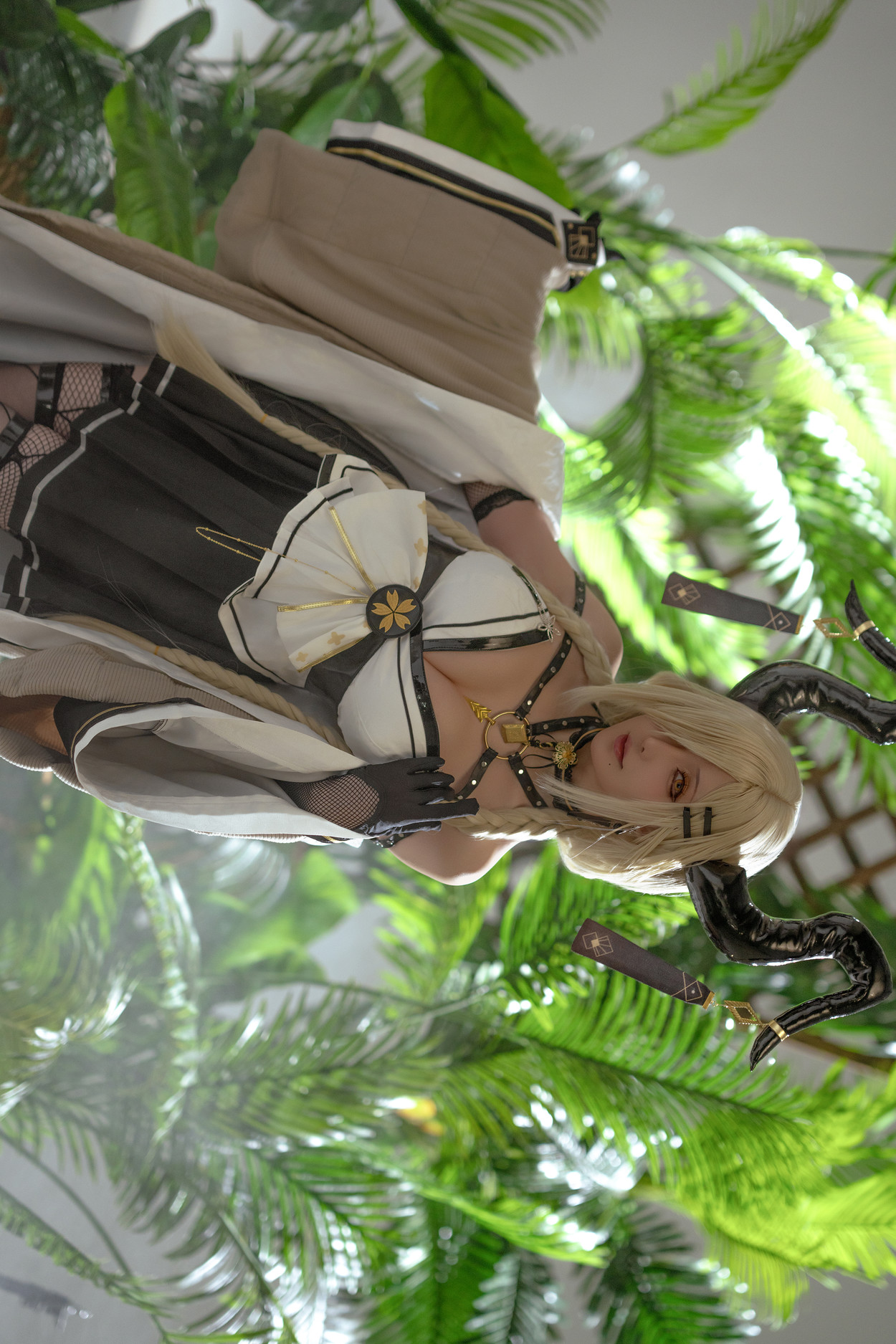 Cosplay 星之迟迟Hoshilily 2024 万圣节尾张 Set.01(48P)