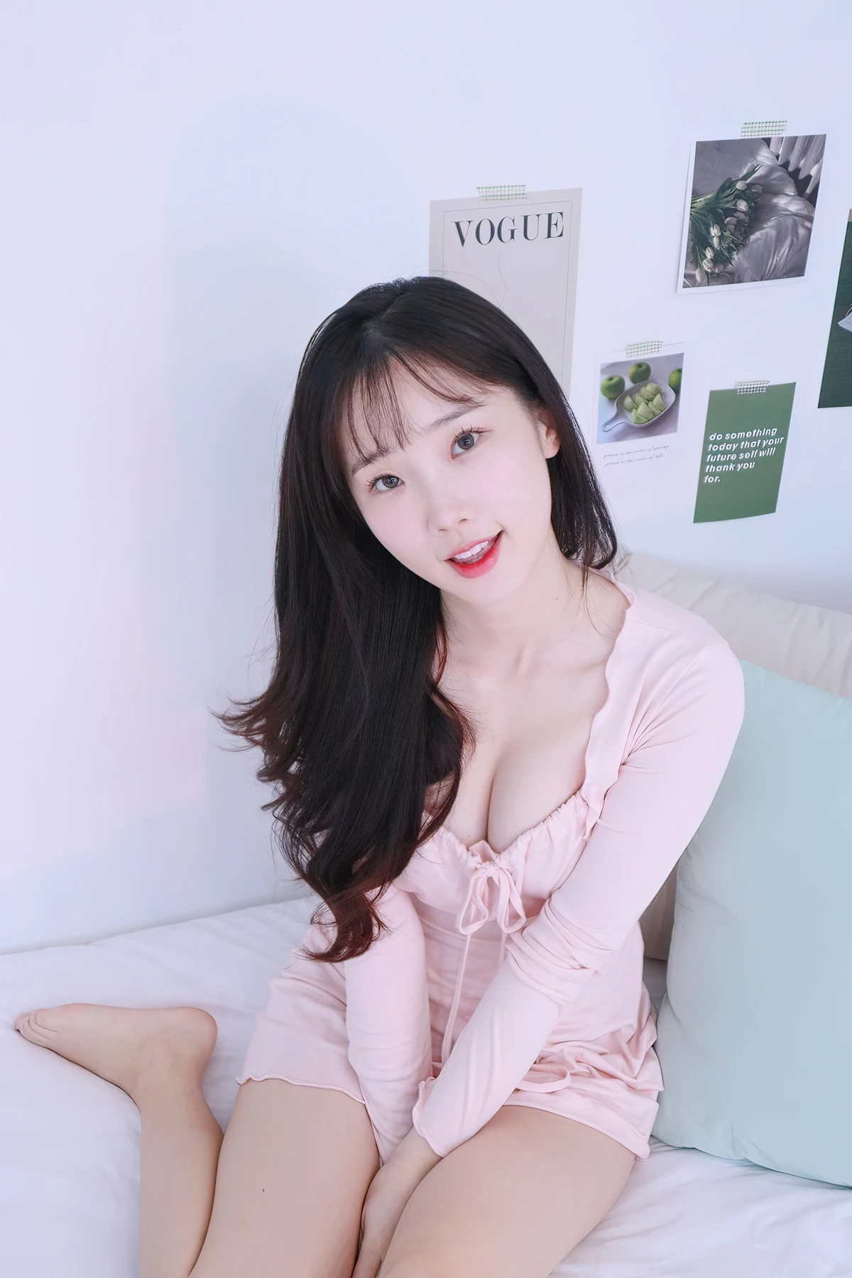 Pureding 퓨딩, Sexy Photobook Vol.12