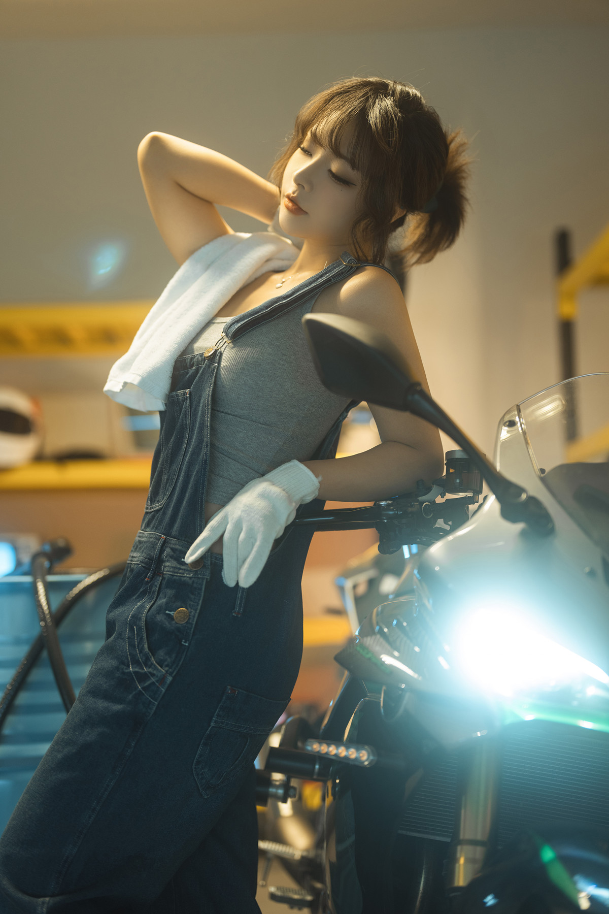 Cosplay Yuuhui玉汇 机车维修站 Set.01(70P)