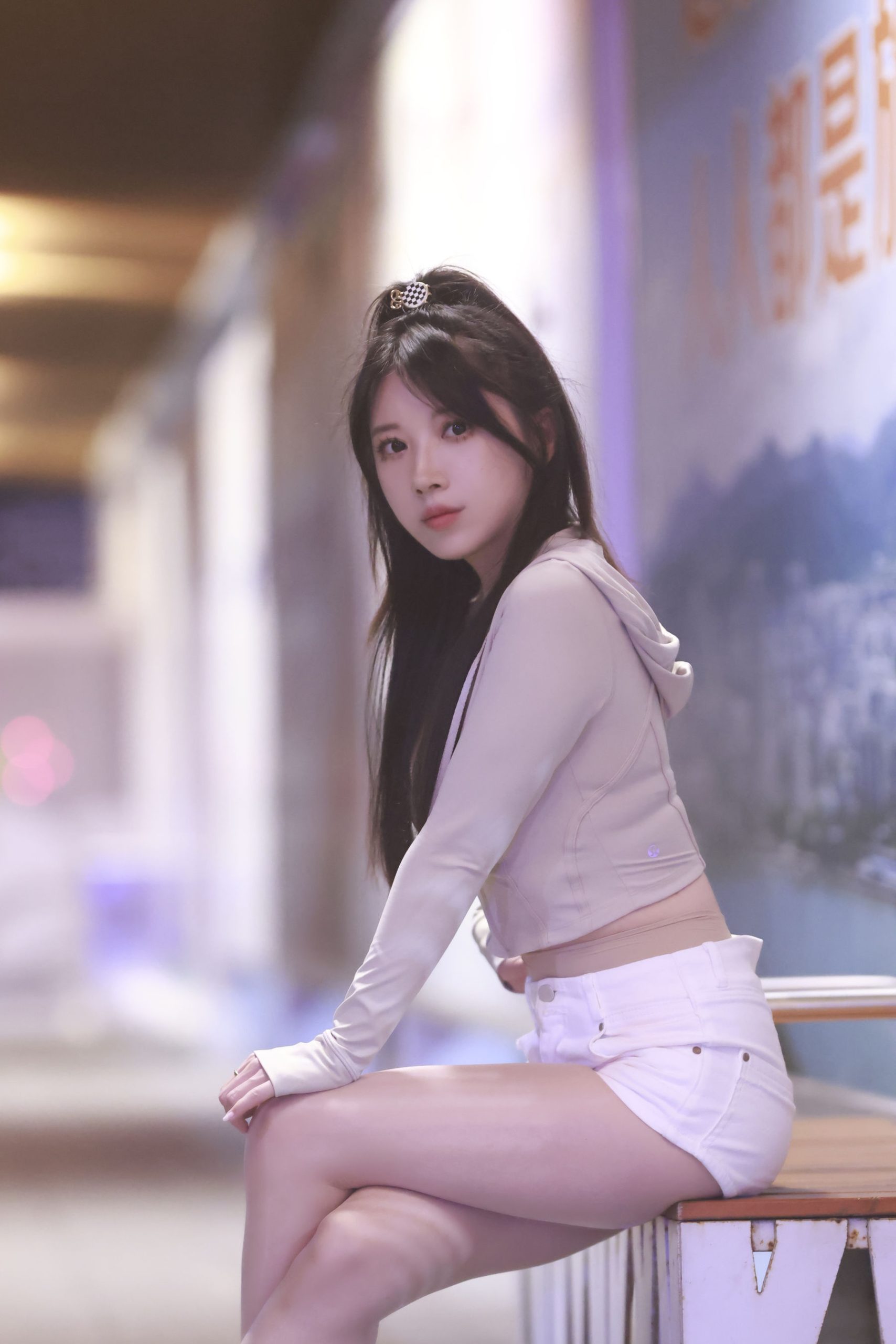 斗鱼主播小女巫露娜 - 芳踪