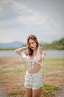 SiS Magazine P2