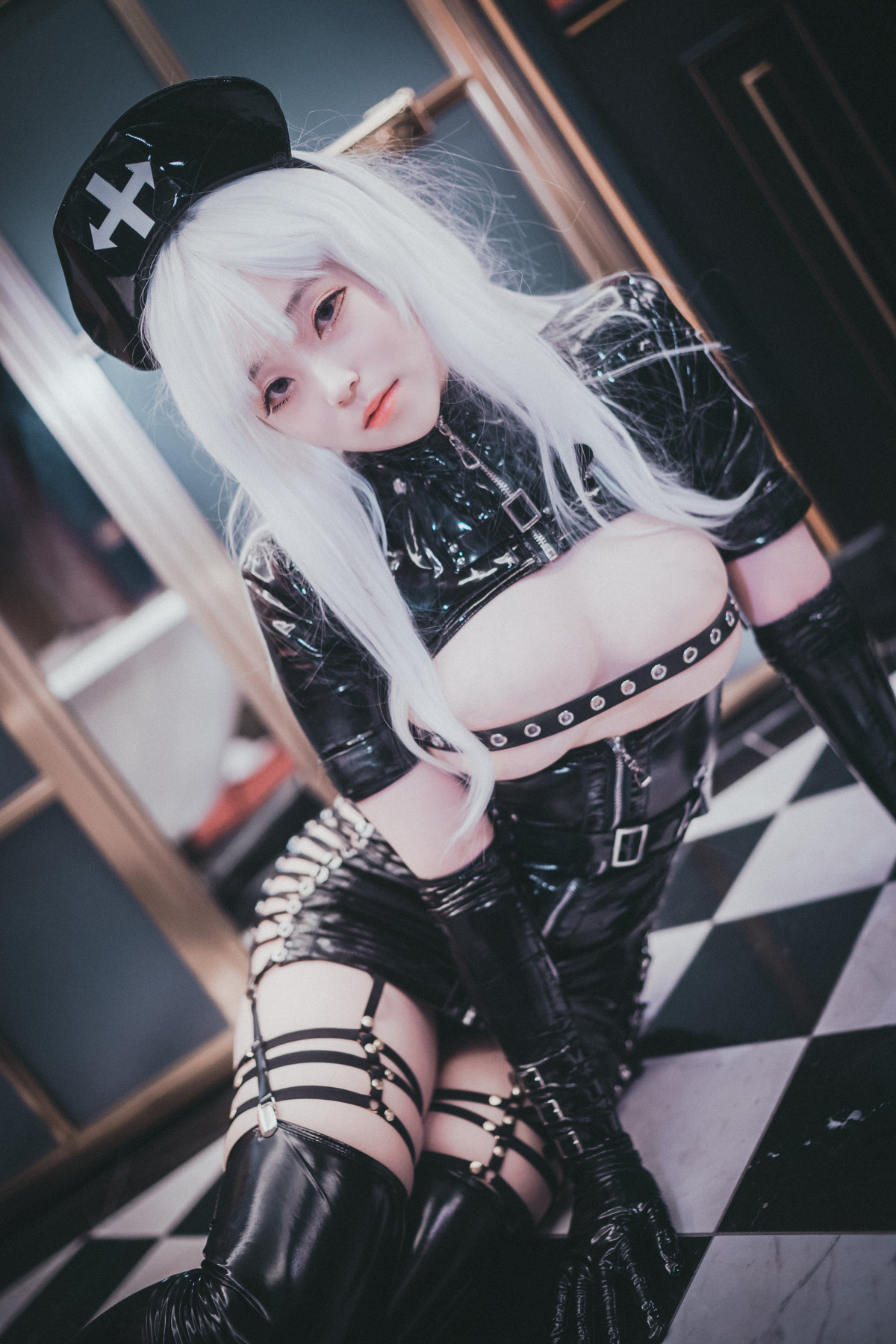 Bambi 밤비, DJAWA ‘Poisonous Nurse’ Set.02(35P)