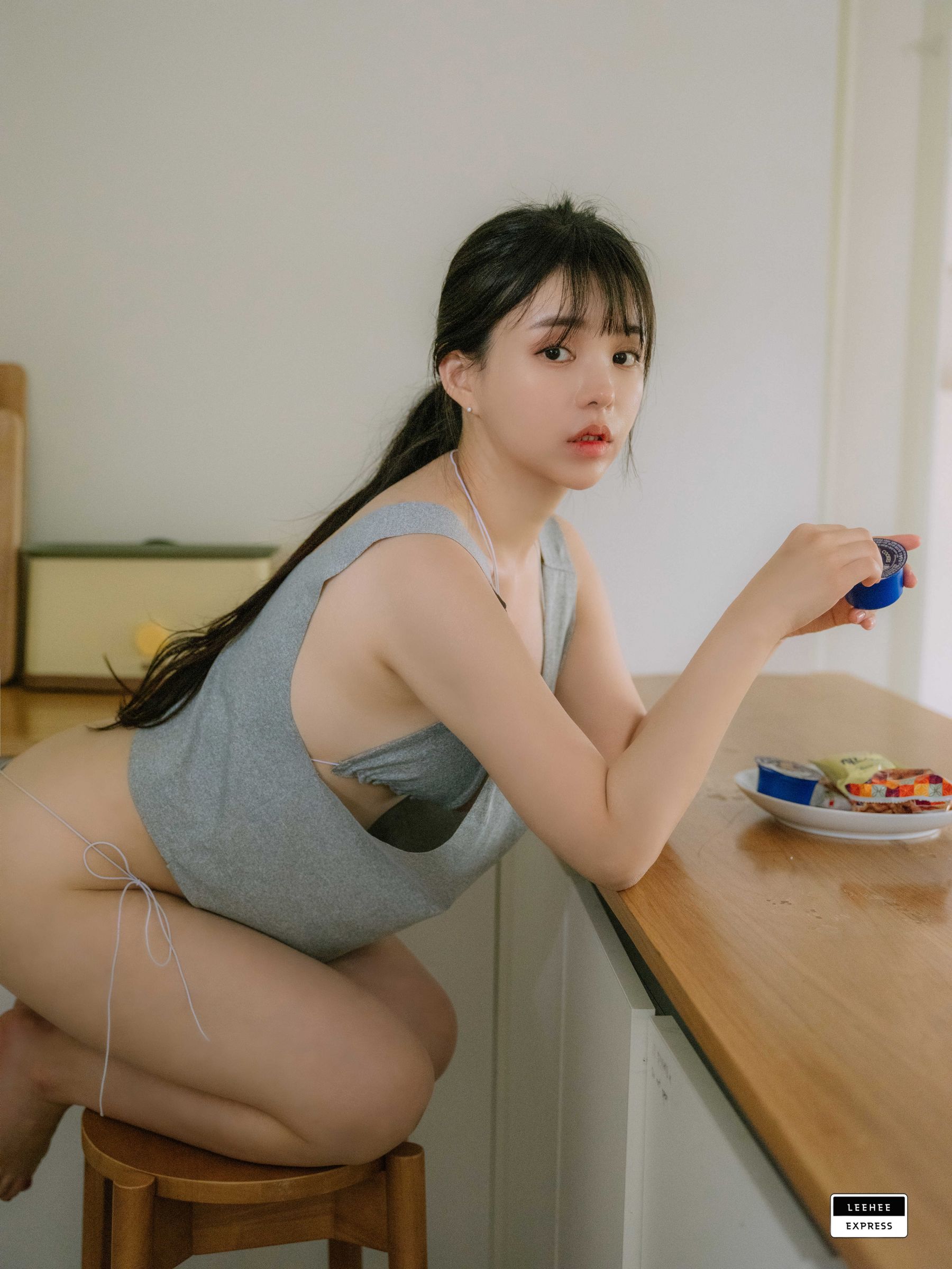 [LEEHEE EXPRESS] LEND-037 - Yuri