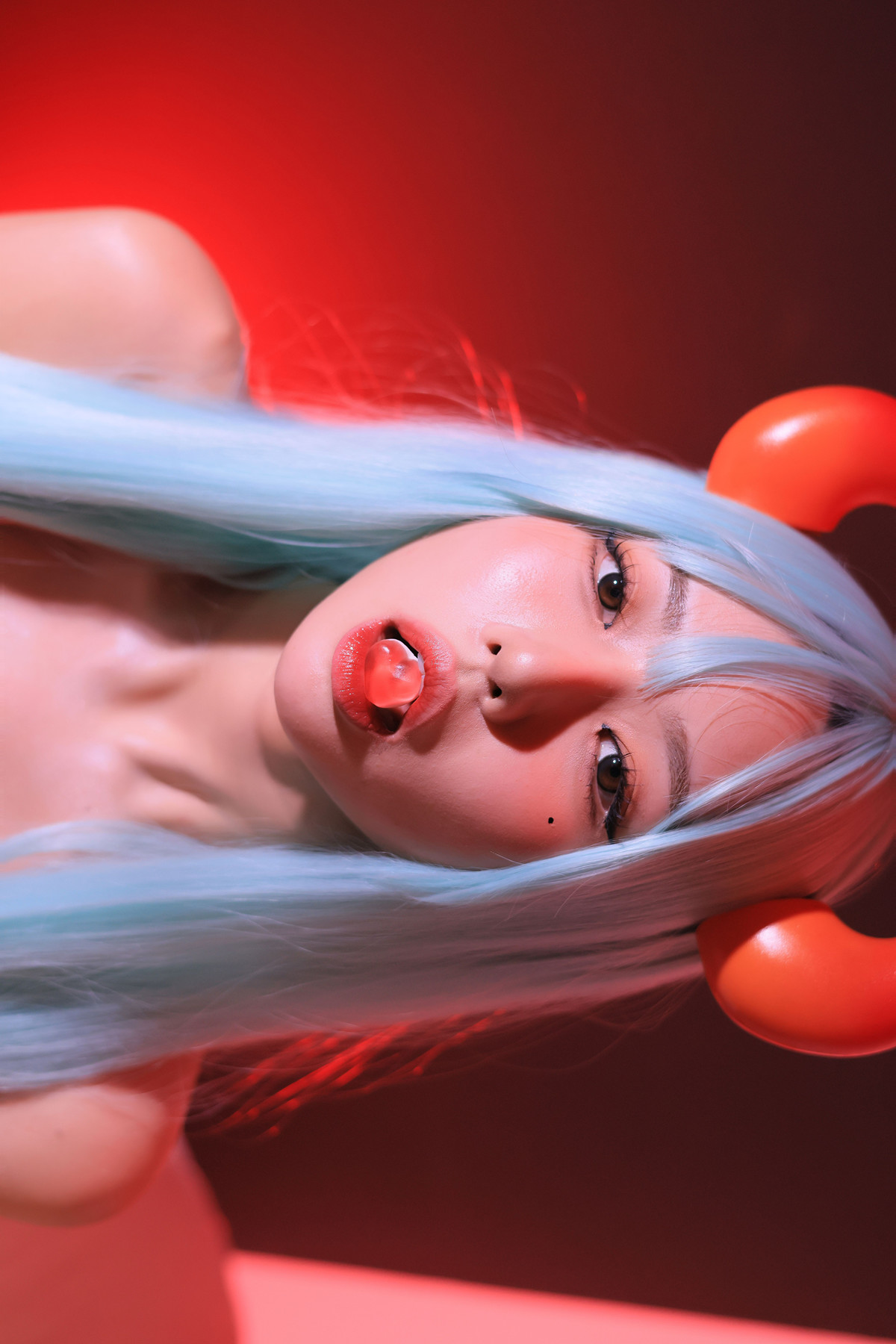 Dongeuran 동그란, PhotoBook 「Red Succubus」 Set.04