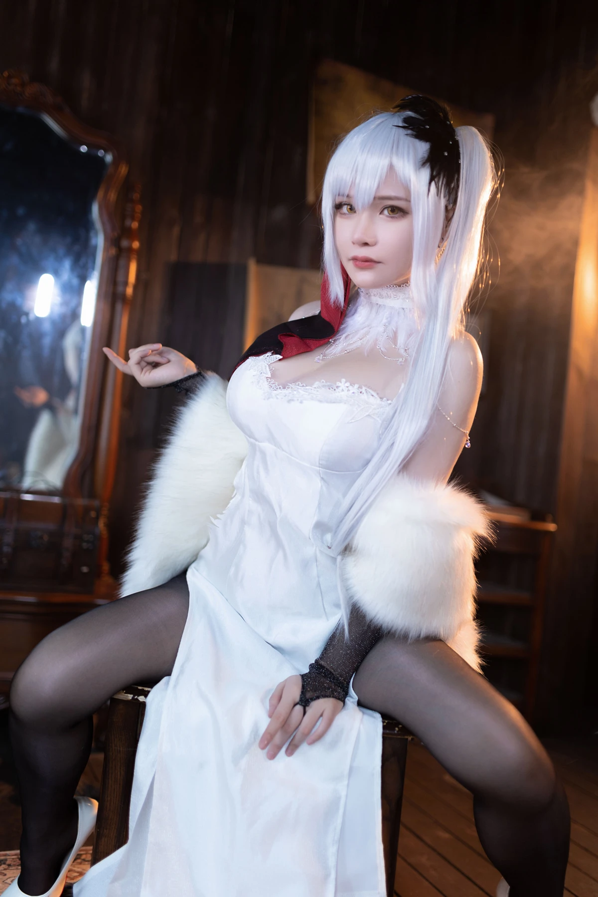 Cosplay 前羽_rr – 碧蓝航线 德雷克
