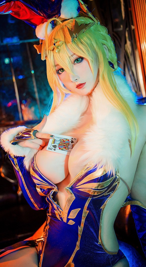 Defeat the bunny queen 念念