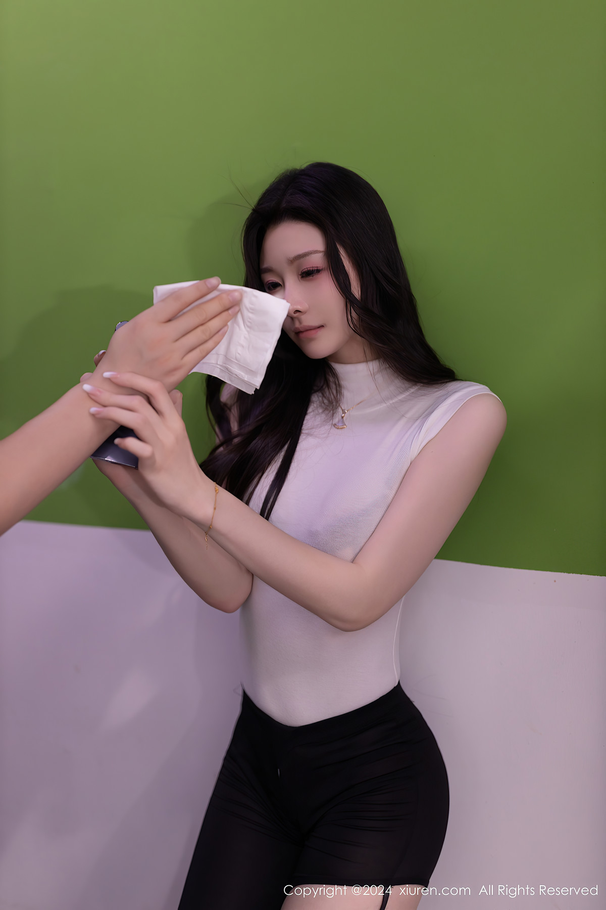 XiuRen秀人网 No.8270 小逗逗XiaoDouDou(81P)