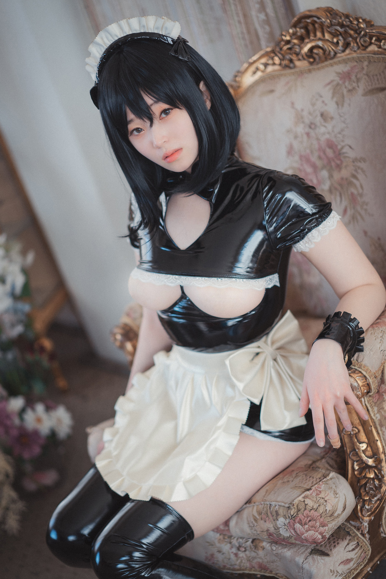 Bambi 밤비, DJAWA ‘Femme de Chambre en Latex’ Set.02(37P)