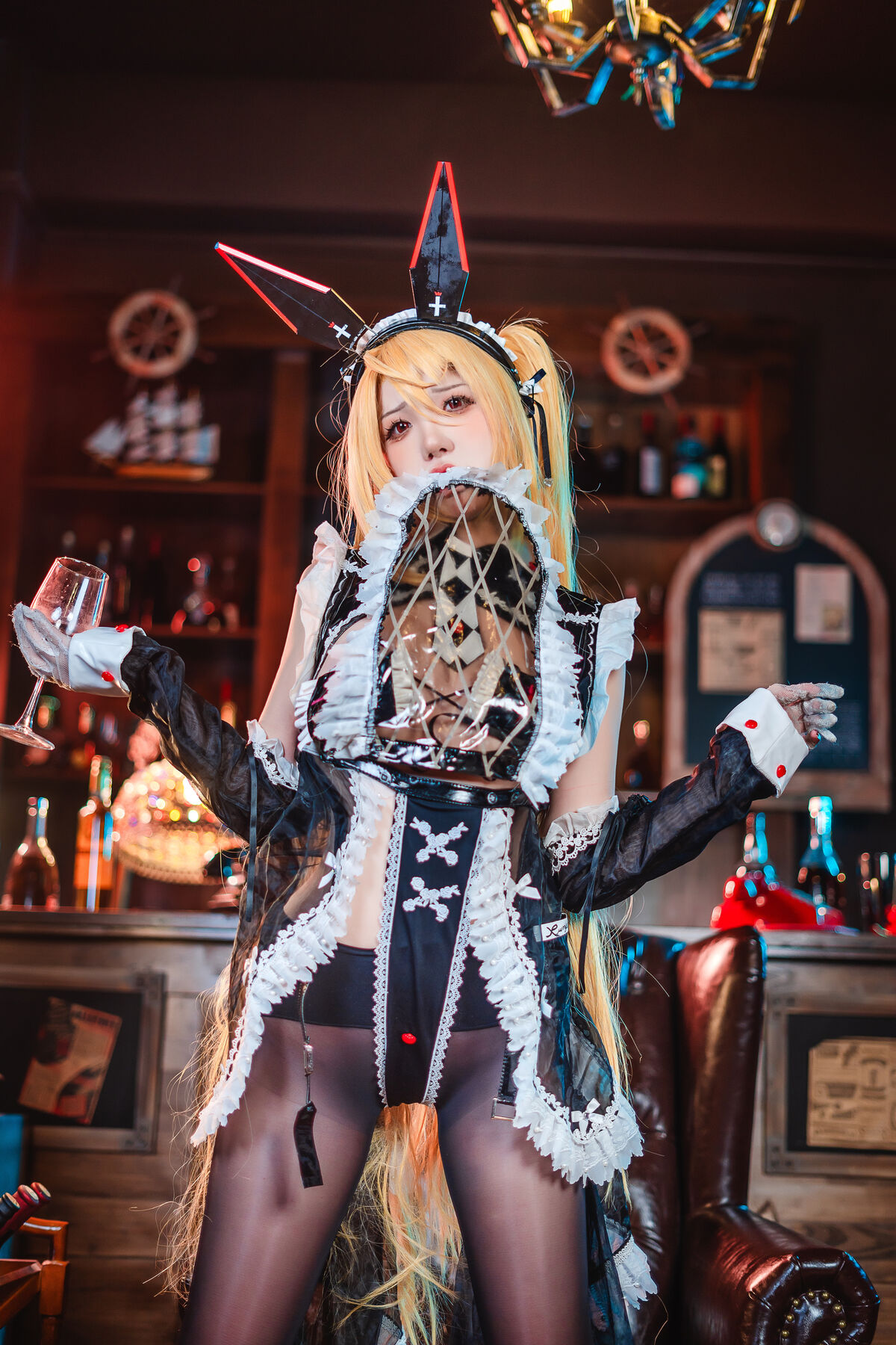 Coser@阿薰kaOri – 咎瓦尤斯 (72P – 4V)