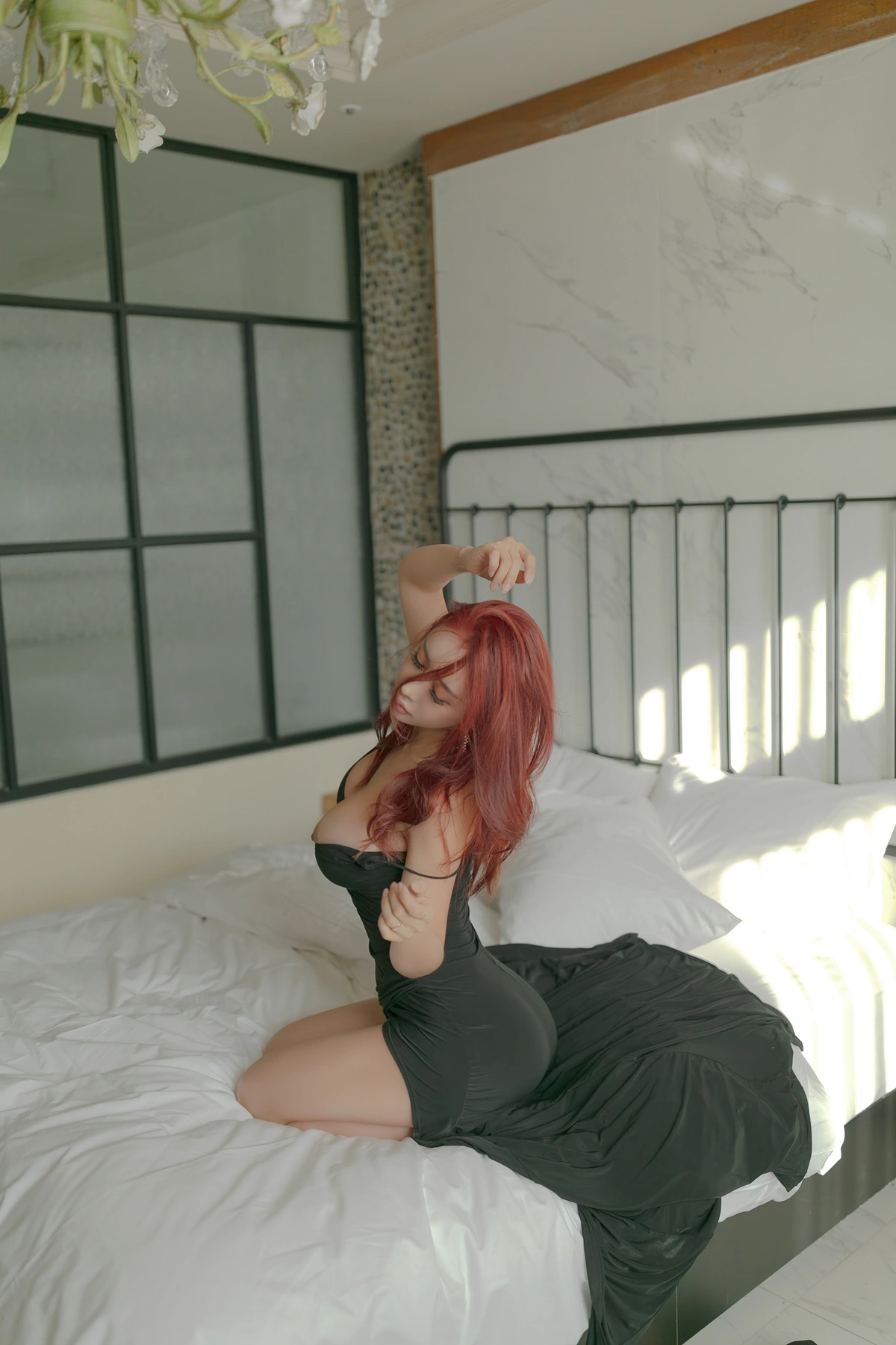 Soyoung 소영, PhotoBook 「In The Hotel」