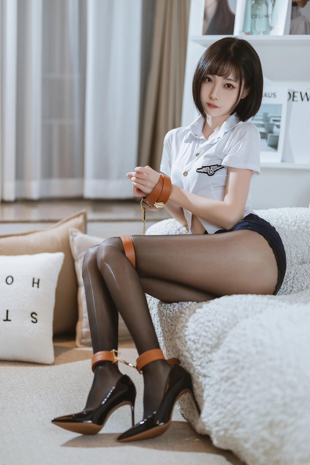 Cosplay 许岚LAN – 束缚黑色丝袜