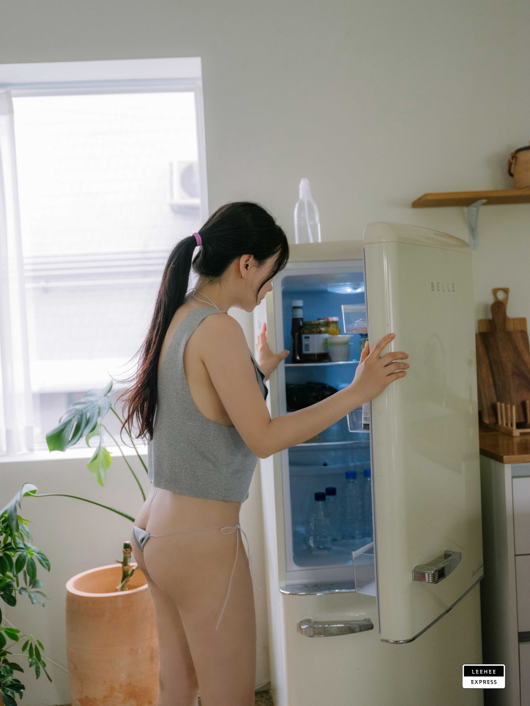 [LEEHEE EXPRESS] LEND-037 - Yuri