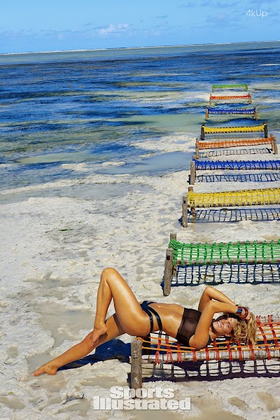 Erin Heatherton 2016 Zanzibar