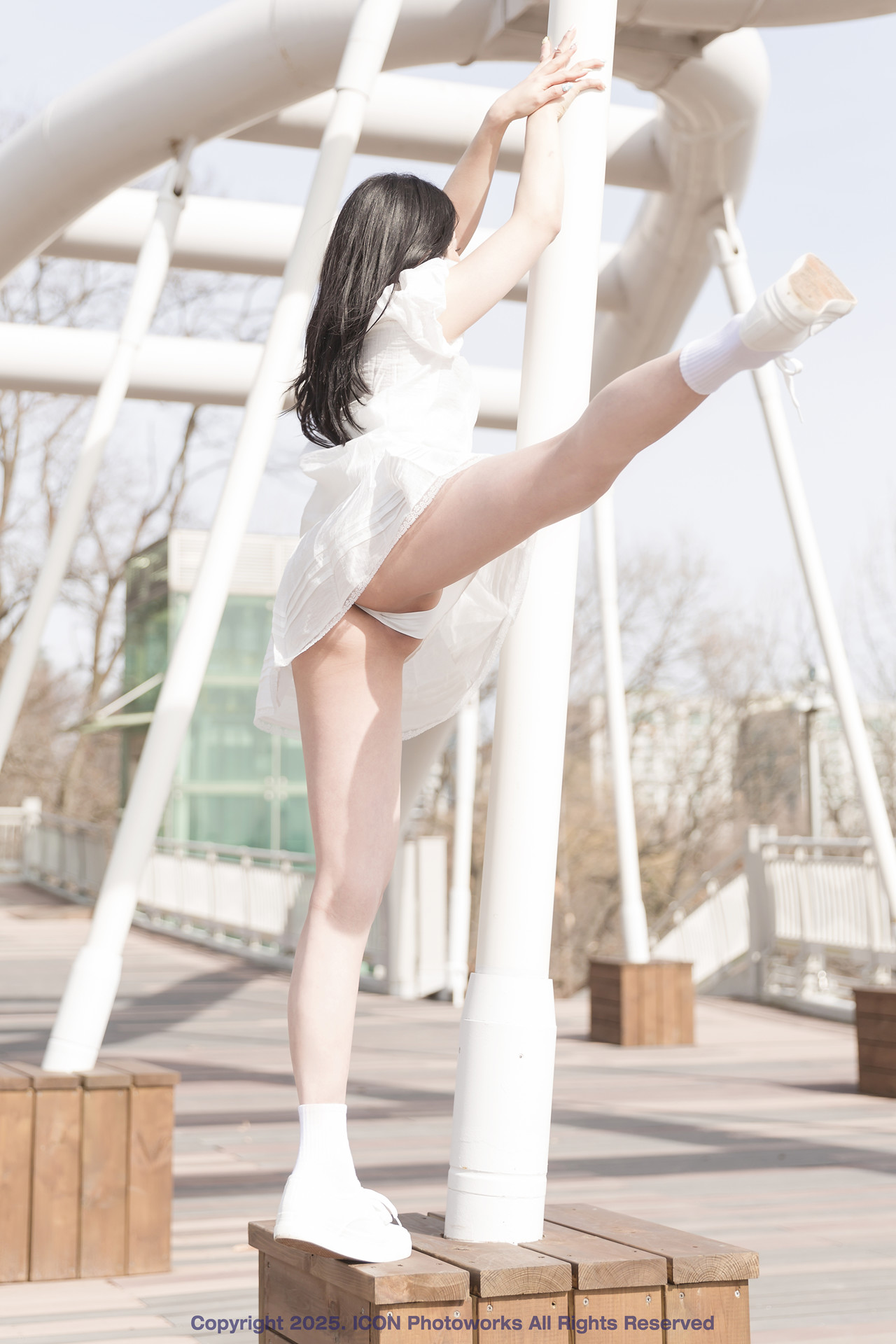 CHAEI 채이, ICON Photobook “Exhibitionism and Desire” Set.01