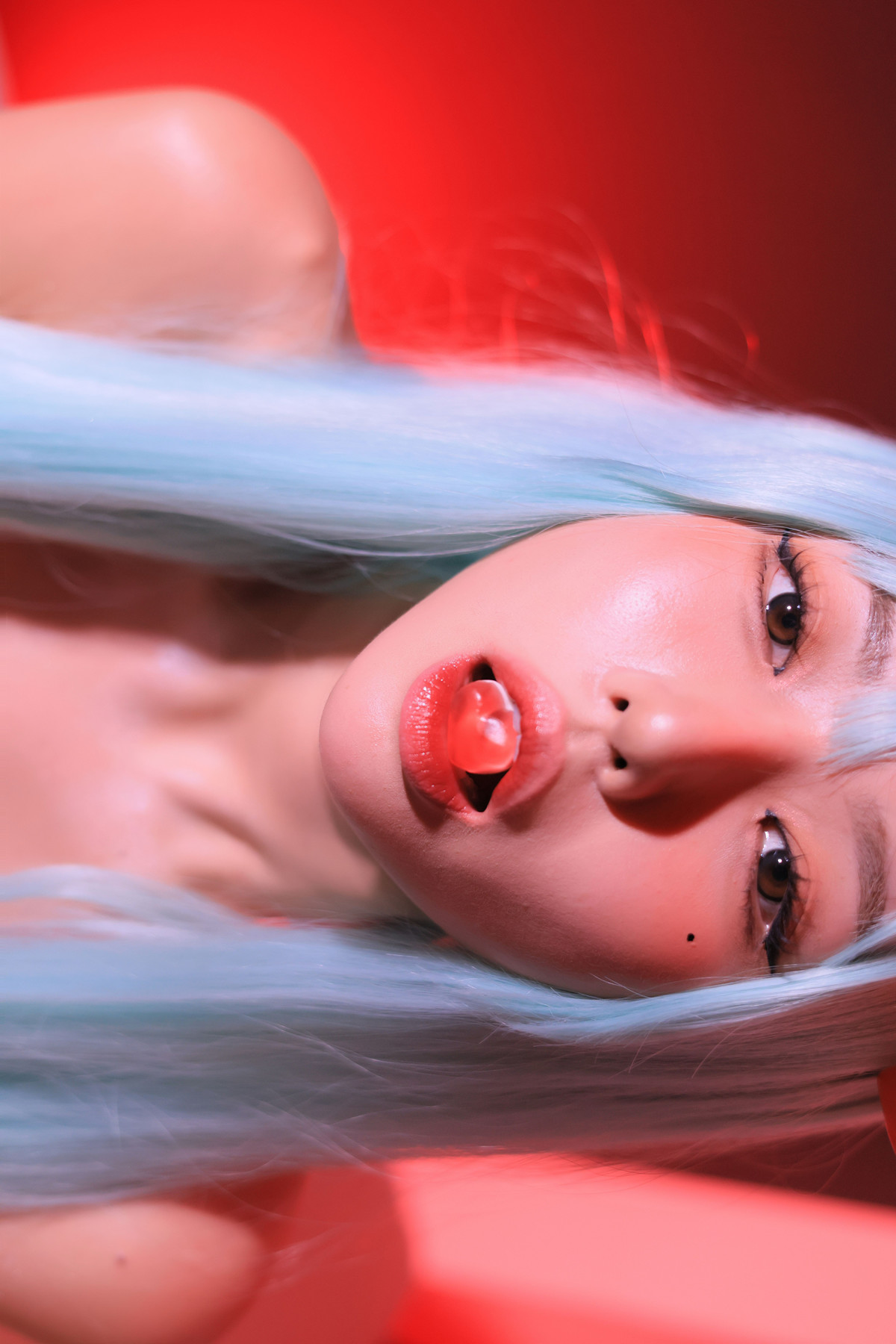 Dongeuran 동그란, PhotoBook 「Red Succubus」 Set.04