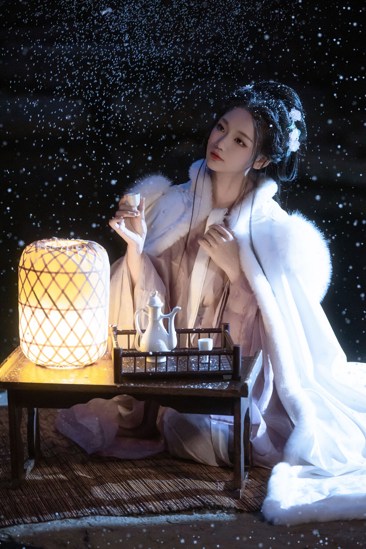 YiTuYu艺图语 Vol.8417 佚名 (25P)