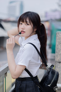 SiS Magazine P4