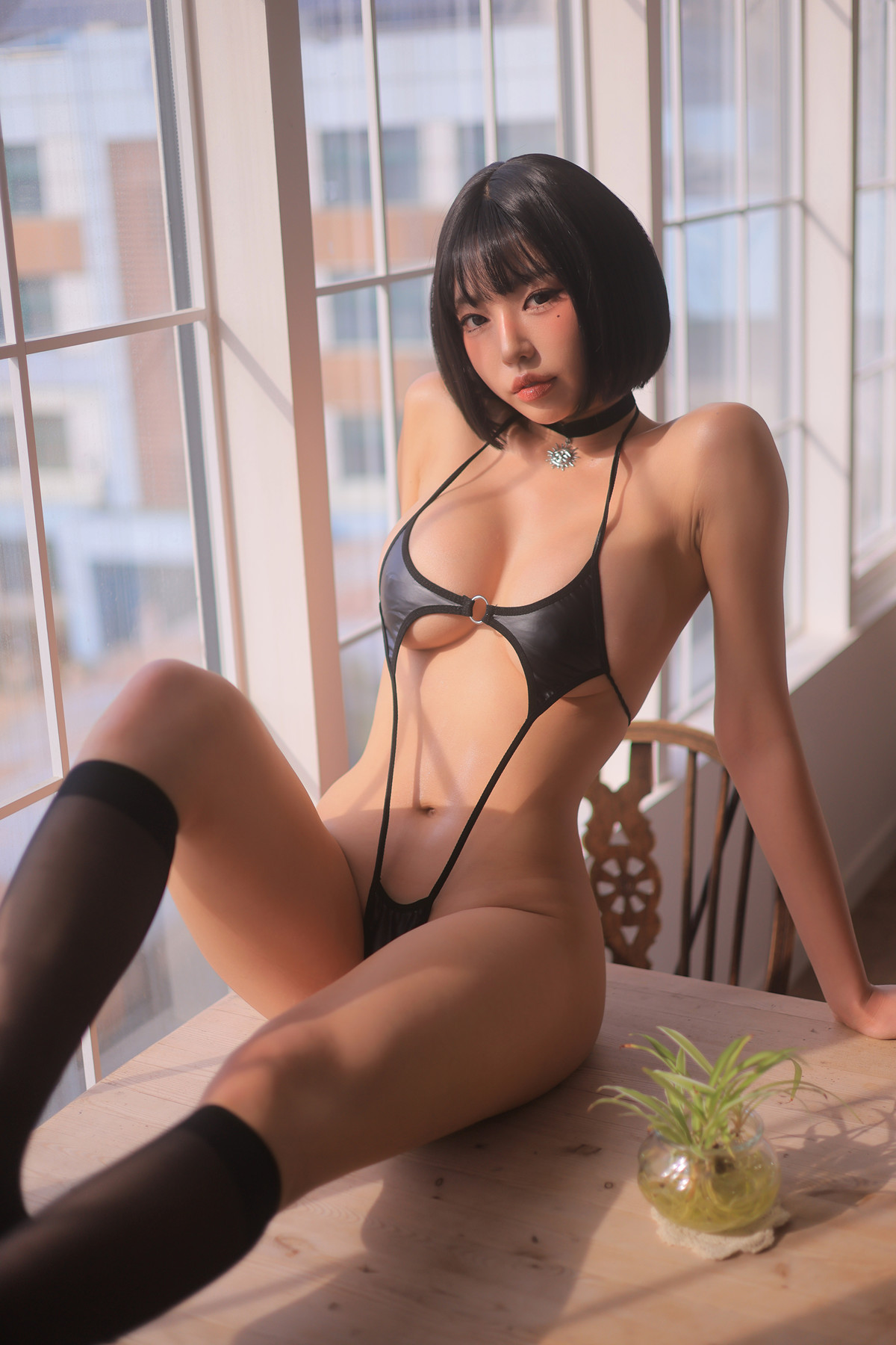 Dongeuran 동그란, PhotoBook 「Matilda」 Set.02