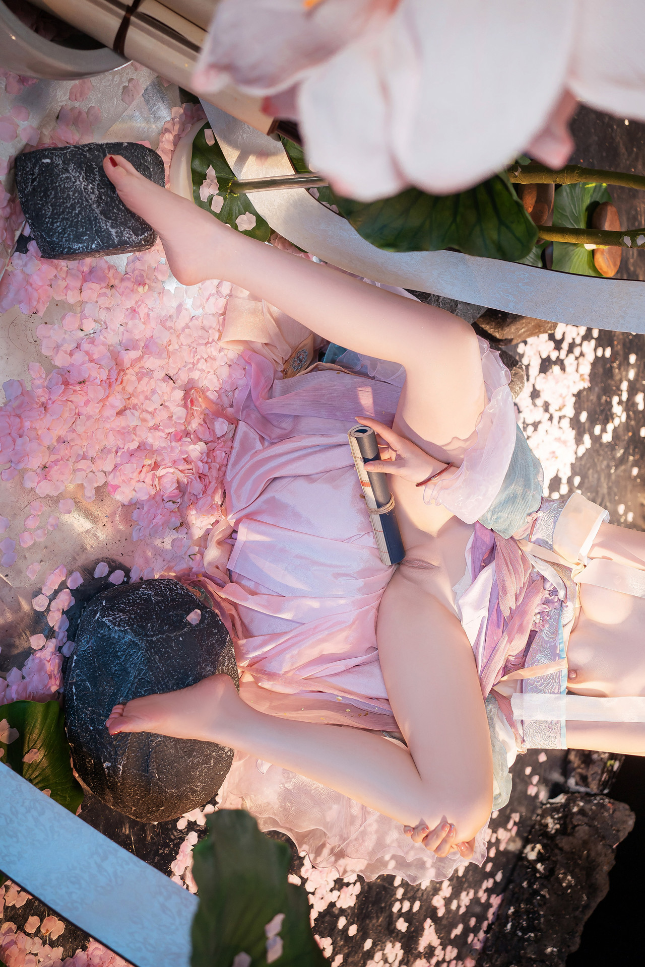 Nekokoyoshi 爆机少女喵小吉, 写真集 绮怀