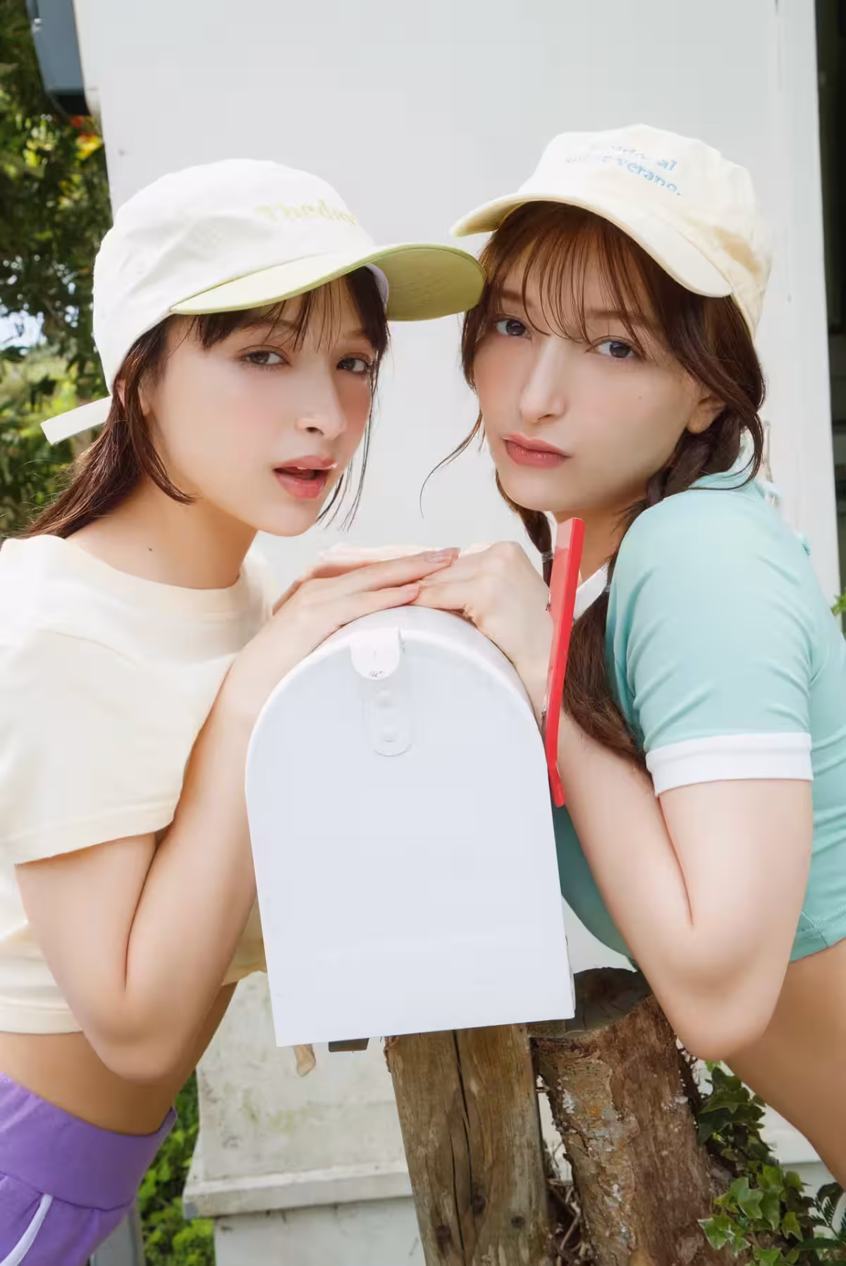 Erimari姐妹Erika和Momose Marina完全未發行的100剪和電影2（37p）
