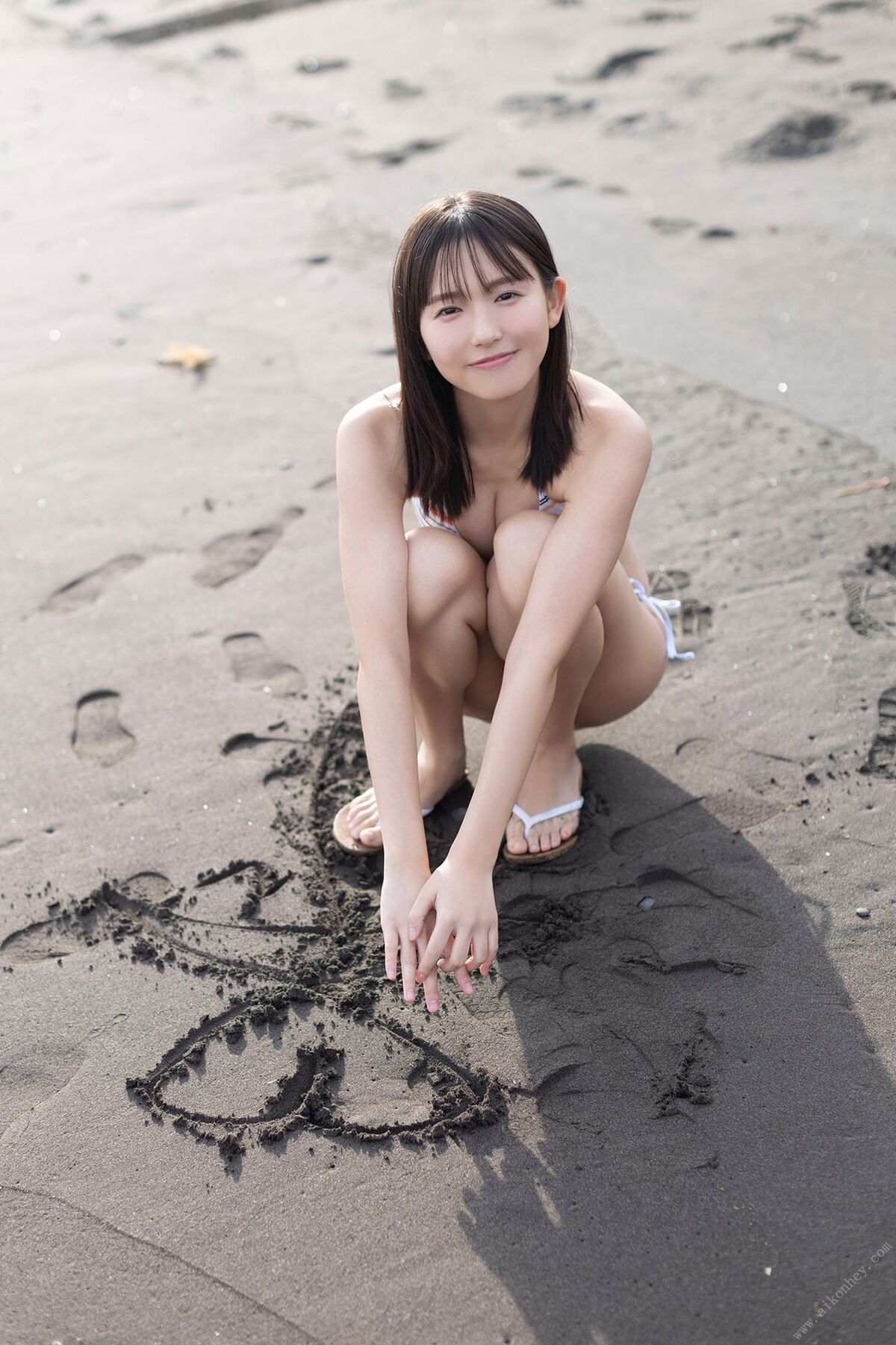 JP Shida Nene 志田音々 – オトナなねねまる Vol.2 100ページ超豪華版 FRIDAYデジタル写真集 (84P)